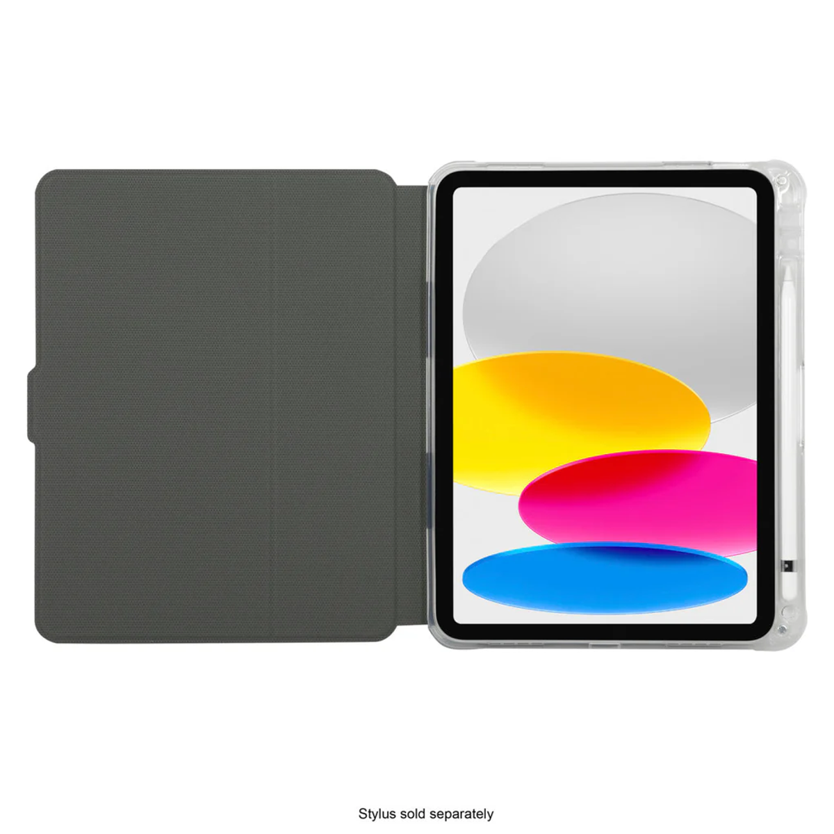 Tableta abierta con funda, lápiz óptico se vende por separado, fondo blanco.