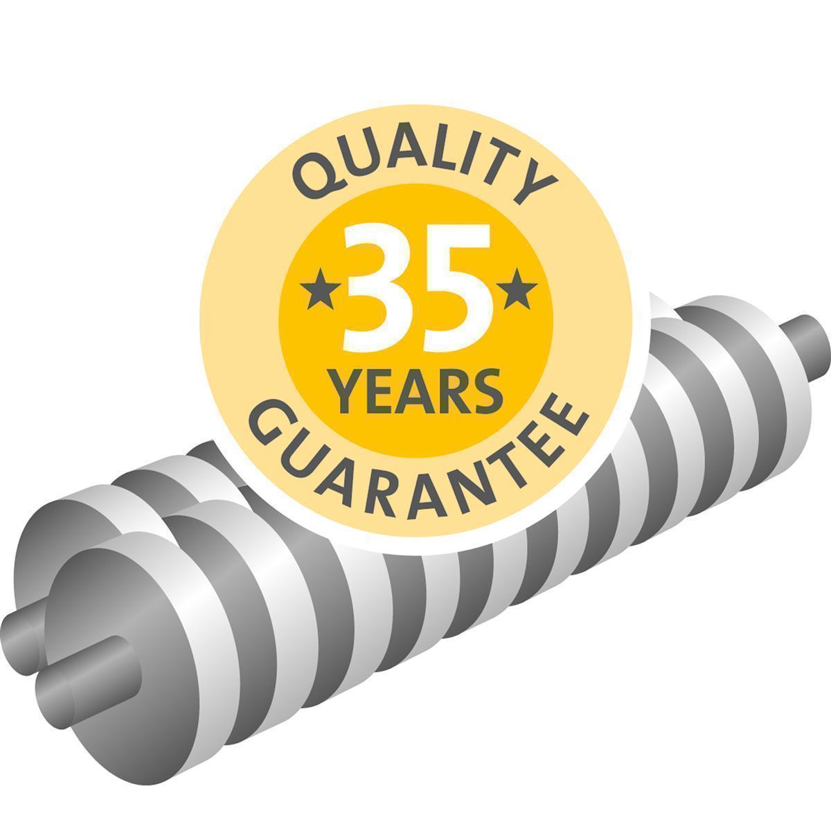 Logo: Qualità 35 anni di garanzia. Cerchio giallo con testo su un pezzo cilindrico argentato e grigio.