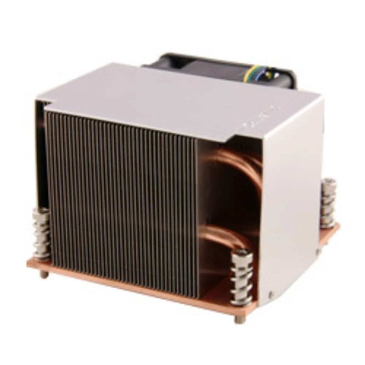 Un dissipatore CPU con dissipatore e tubi in rame su una base.