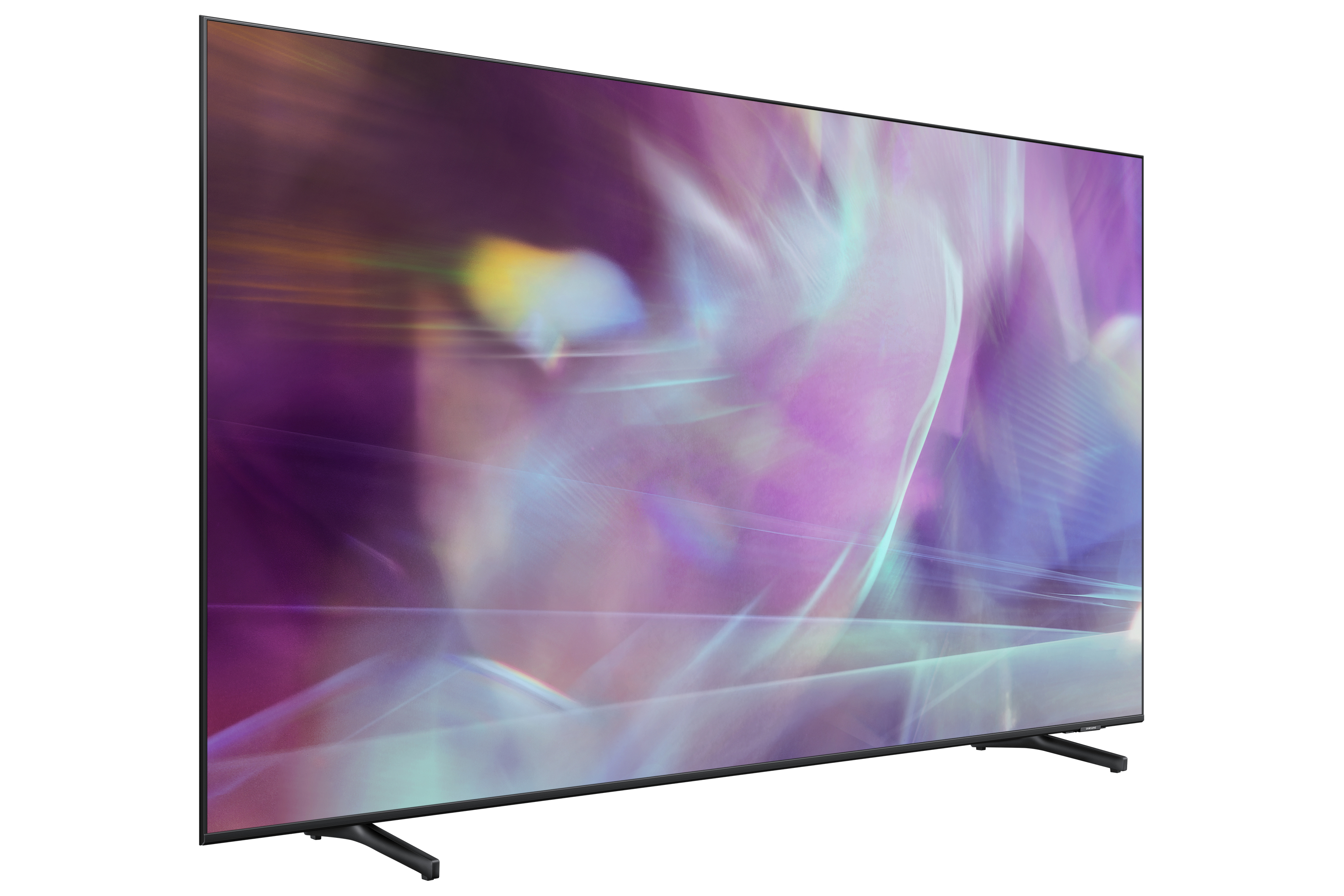Una grande TV moderna angolata a sinistra contro uno sfondo bianco, che mostra una tonalità viola.