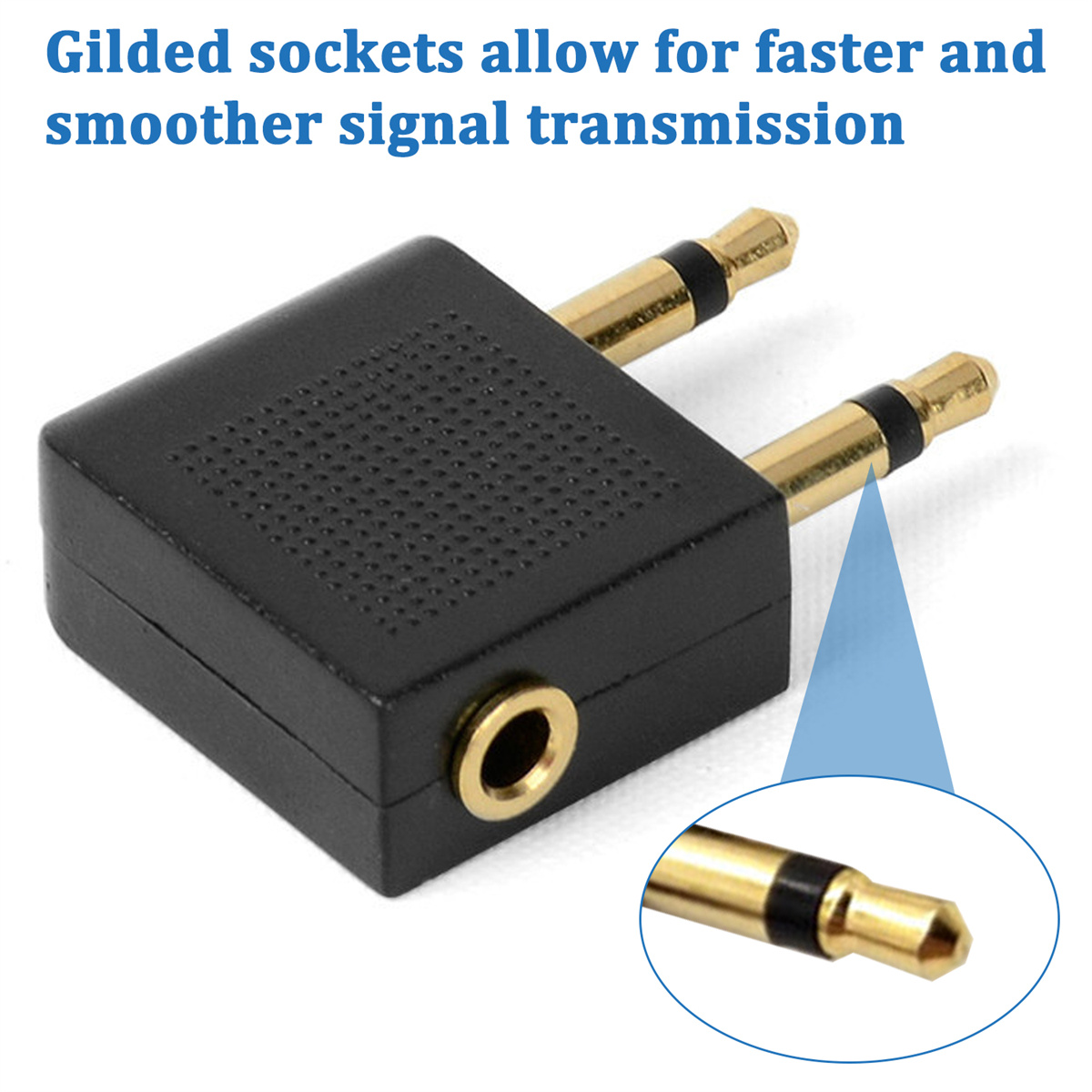 Schwarzer Audioadapter mit goldfarbenen Steckern. Der Adapter hat einen schwarzen Körper und ein kleines Detail.