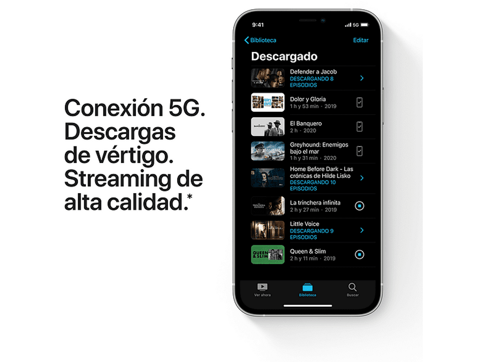 iPhone wyświetla listę pobranych filmów. Połączenie 5G, streaming wysokiej jakości.
