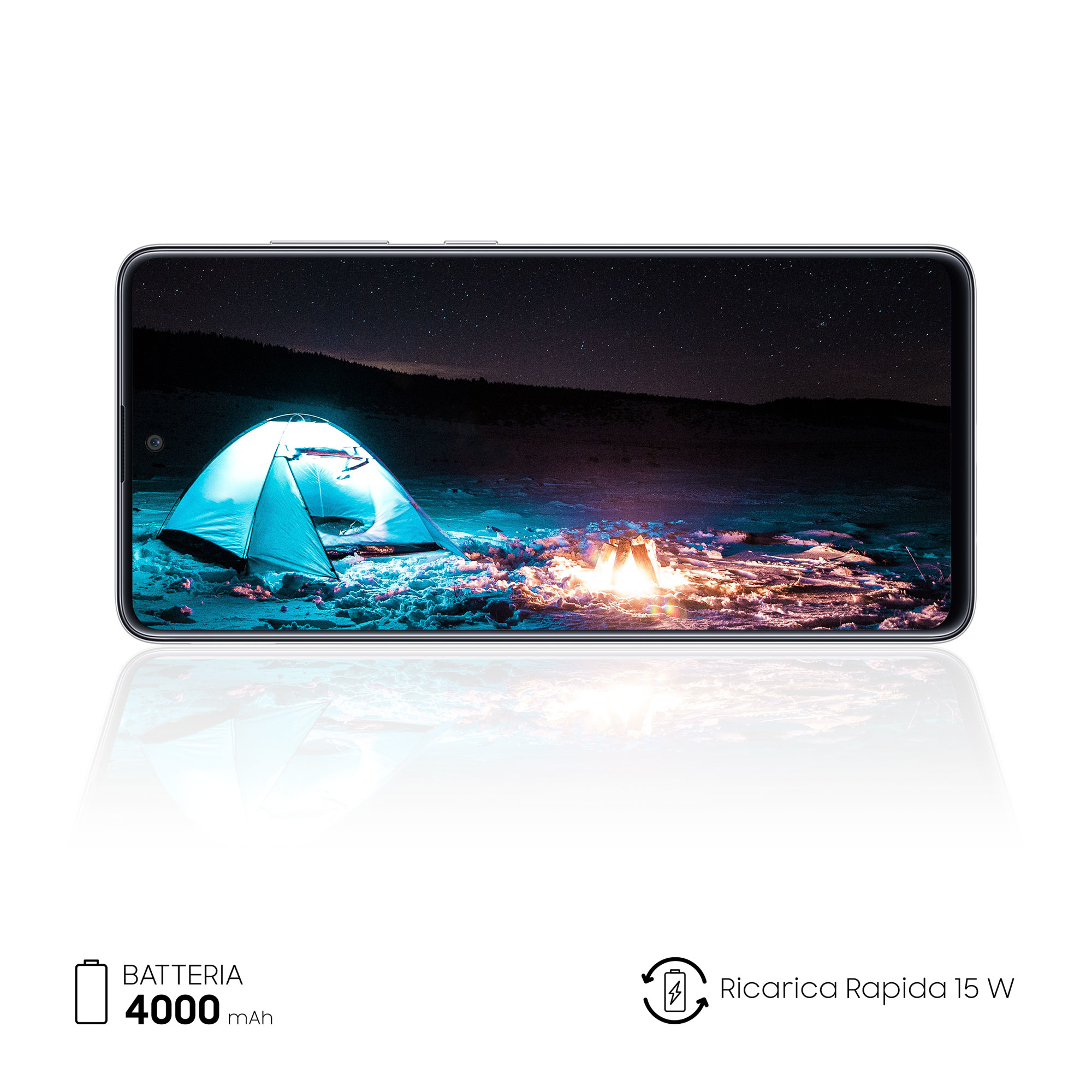 Smartphone muestra un campamento nocturno. Tienda, fuego y cielo estrellado visibles.