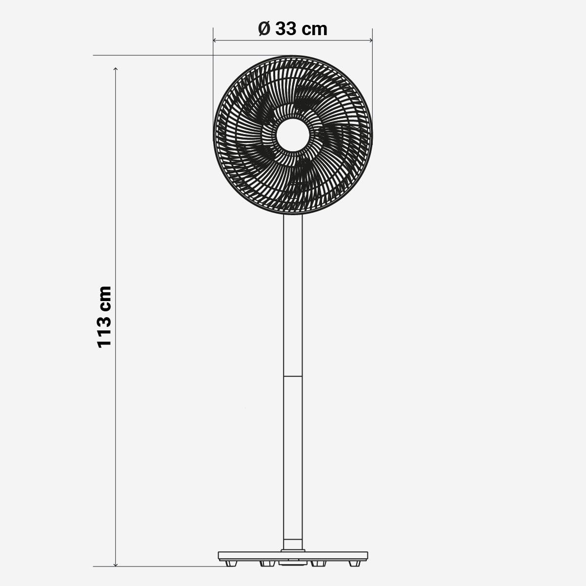 Dibujo lineal de un ventilador de pie, con medidas en cm. El ventilador está sobre un fondo blanco.
