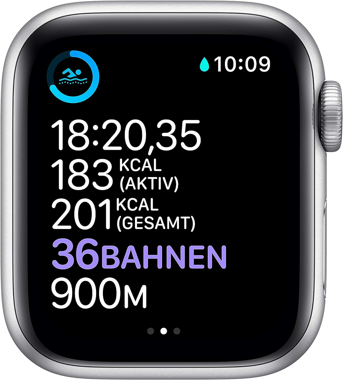 Eine silberne Apple Watch zeigt Trainingsdaten: Zeit, Kalorien und Runden. Der Bildschirm zeigt Schwimm-Icon.
