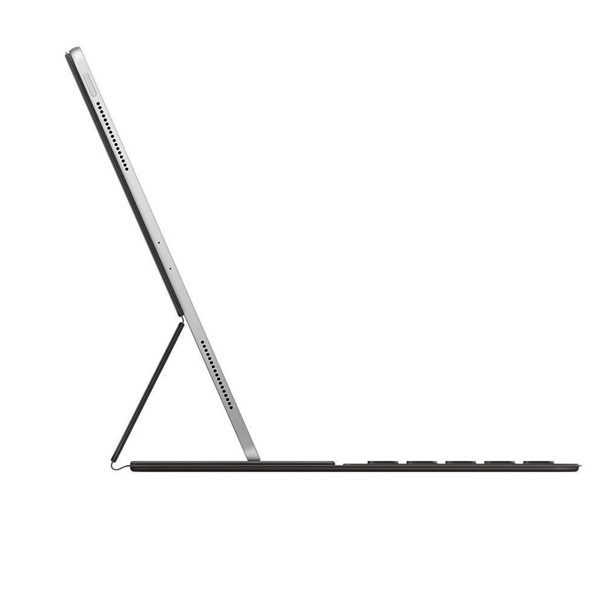 Seitenansicht des iPads mit Tastaturhülle, aufgestellt, zeigt die Seitenansicht.