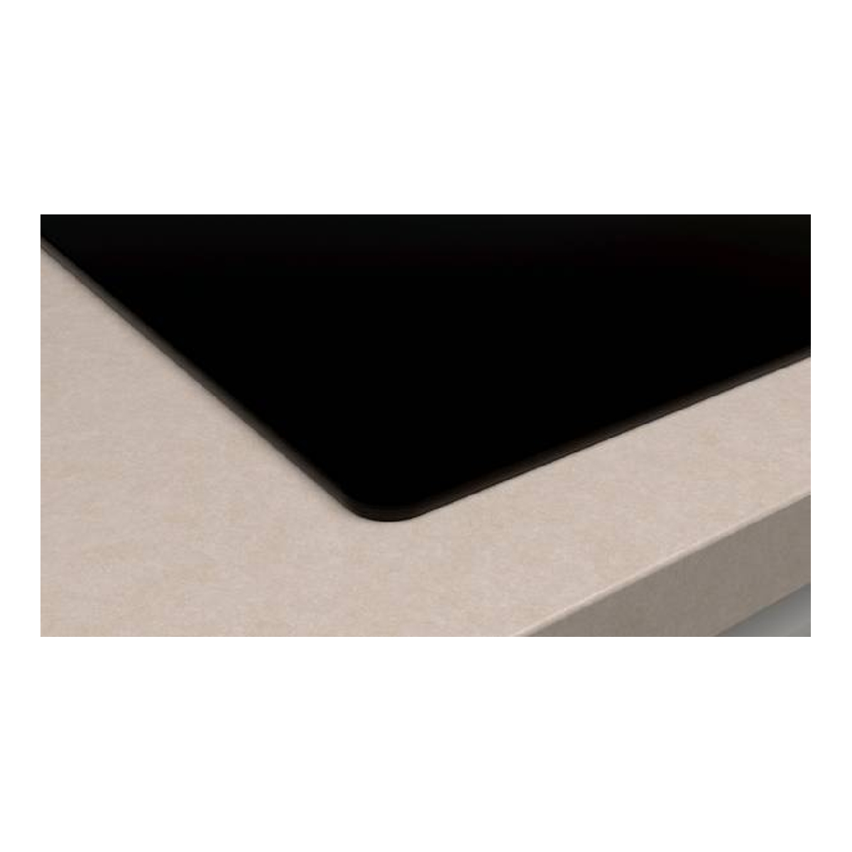 Close-up van een zwart kookveld op een beige aanrecht. Afgeronde hoeken.