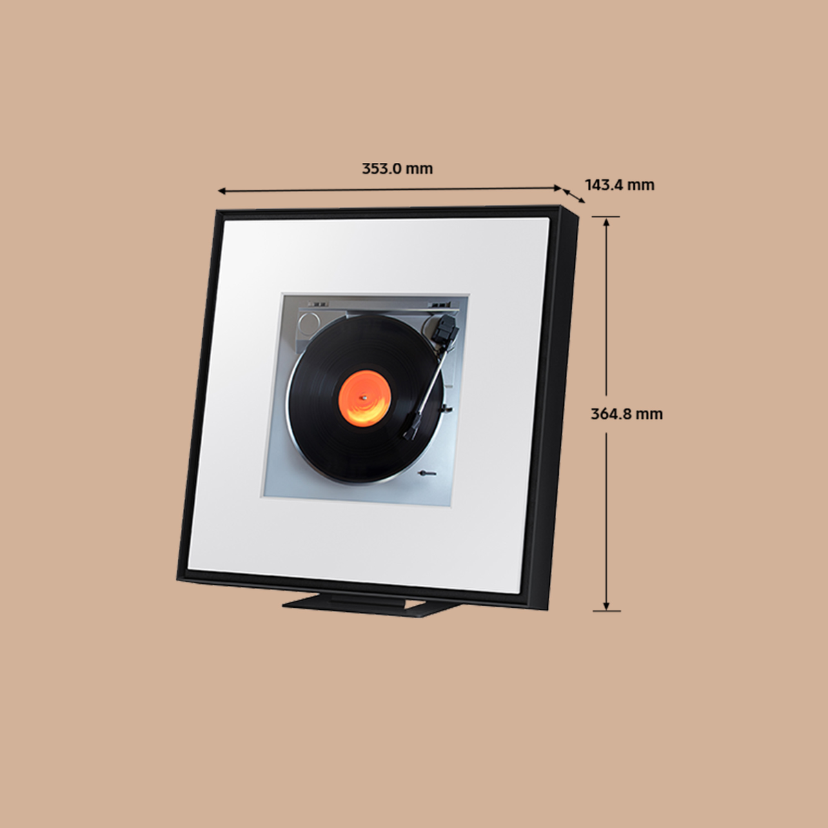 Oprawiony gramofon z czarną płytą. Wyświetlane są wymiary, z jasnobrązowym tłem.