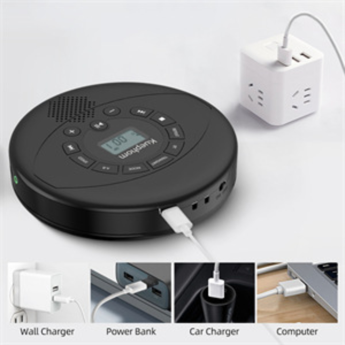 Ein schwarzer tragbarer CD-Player mit verschiedenen Ladeoptionen, die um ihn herum gezeigt werden.