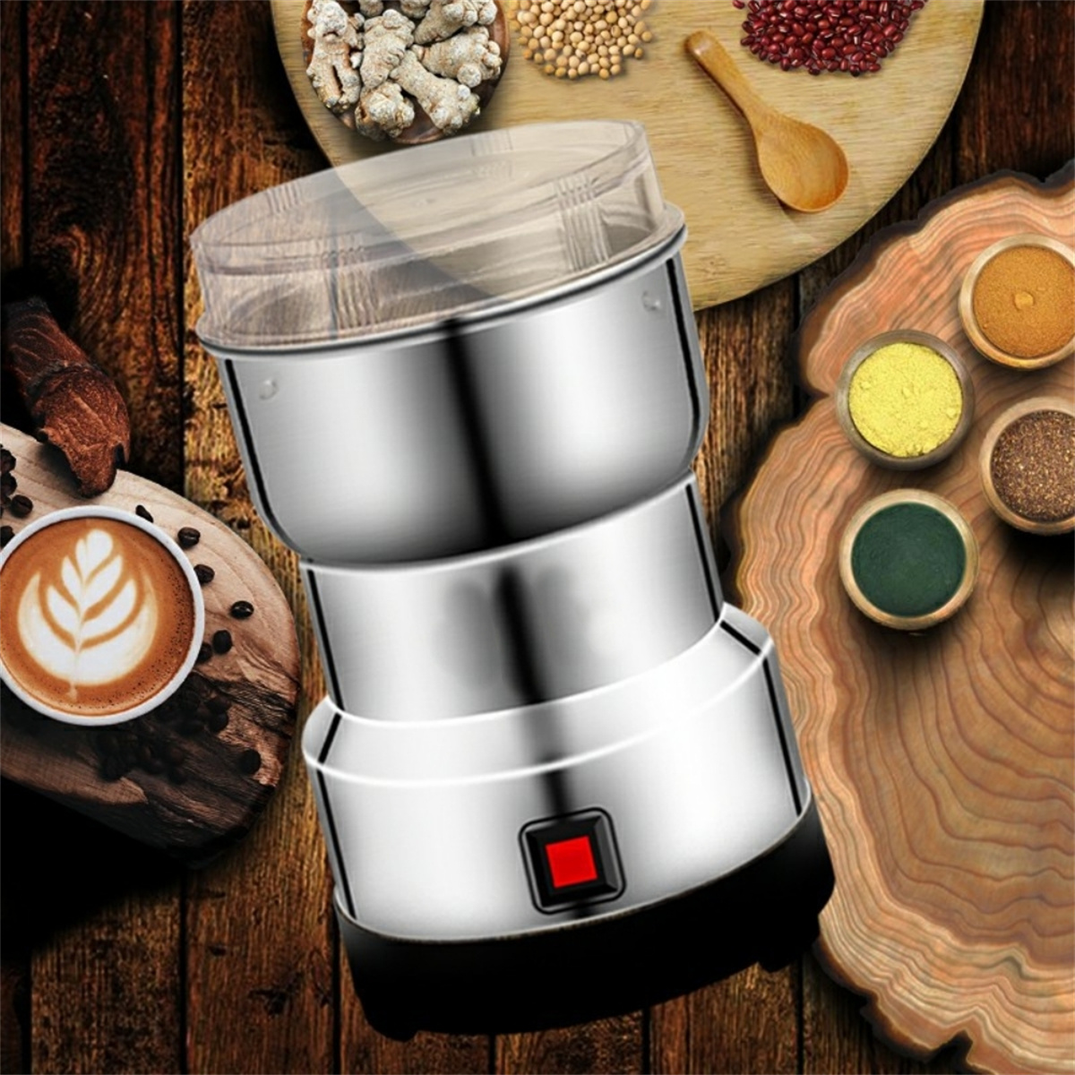 Elektrische Kaffeemühle mit Zubehör. Draufsicht, verschiedene Gewürze und Latte.