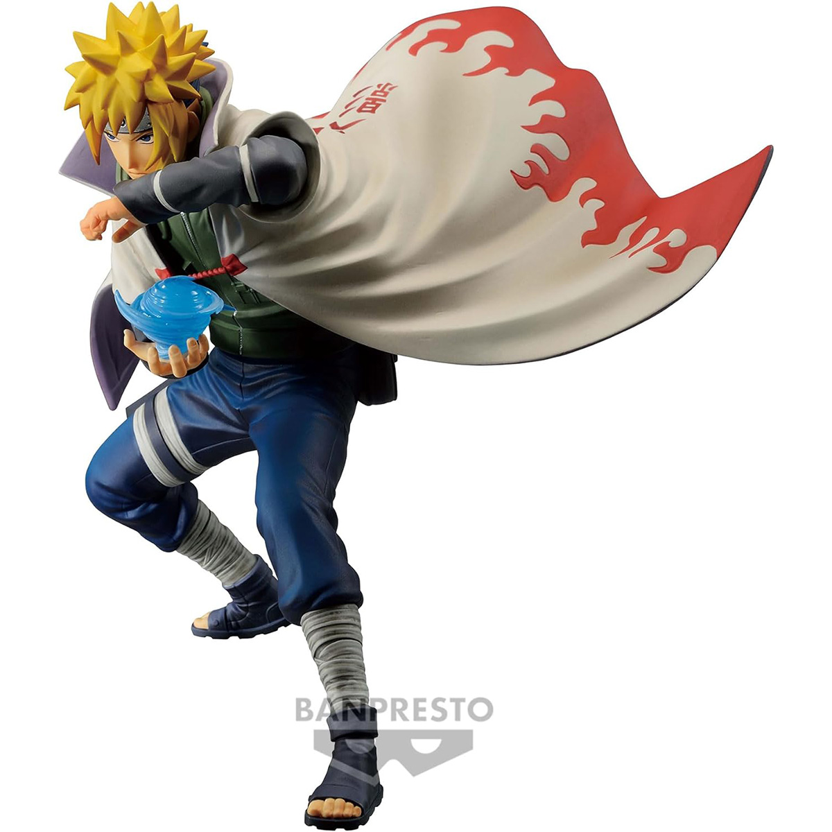 Naruto-Figur in Aktionspose, hält eine blaue Kugel, trägt einen weißen Umhang mit roten Flammen.