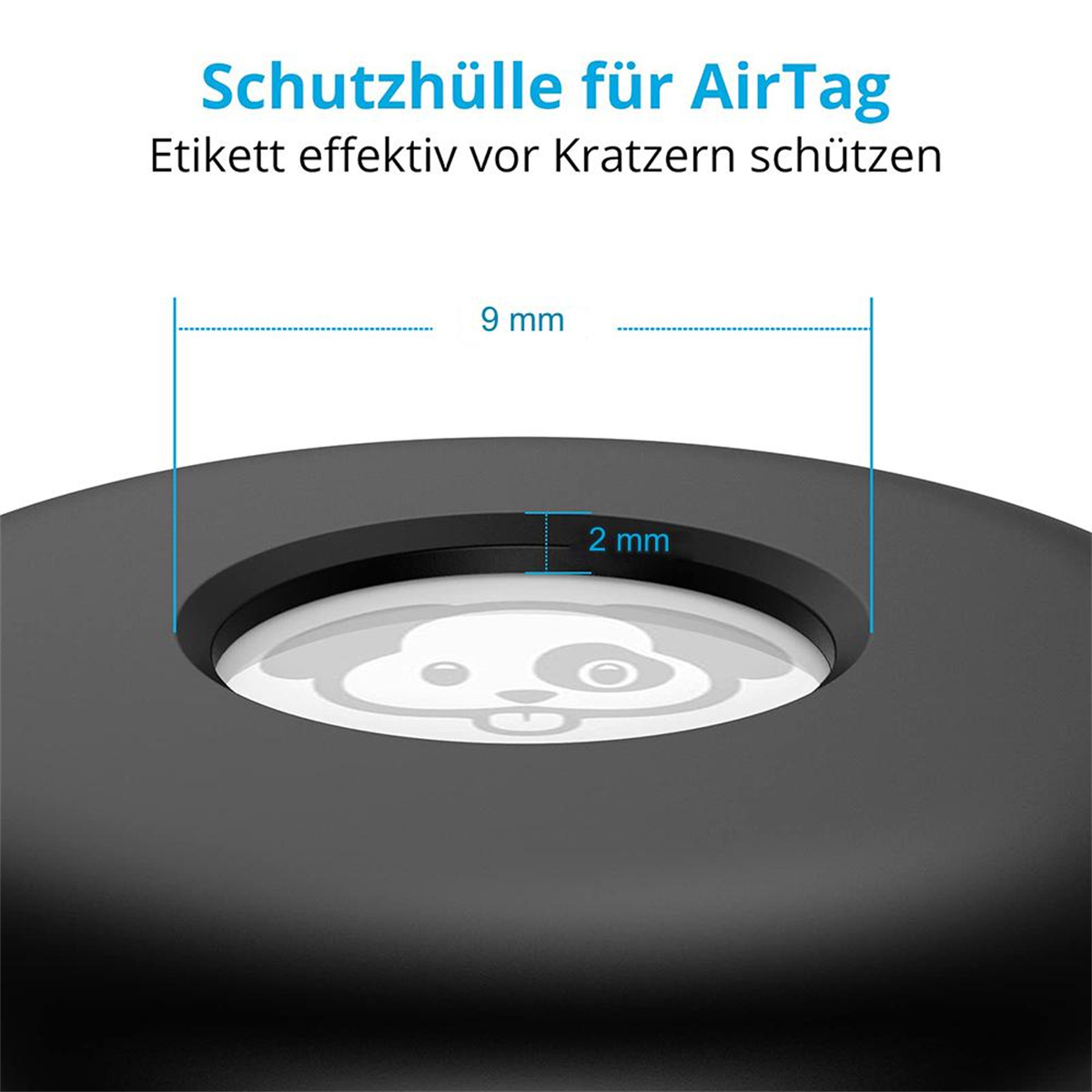 Schwarze AirTag-Hülle mit weißem Panda-Gesicht.