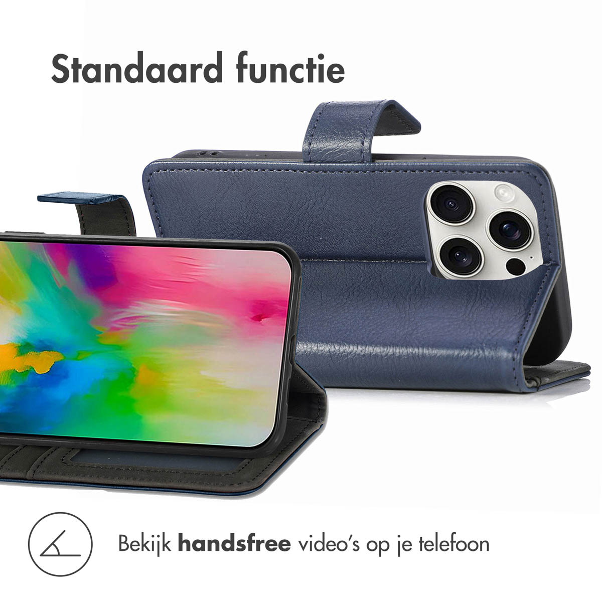Blauw leren telefoonhoesje met telefoon die een kleurrijk scherm toont.
