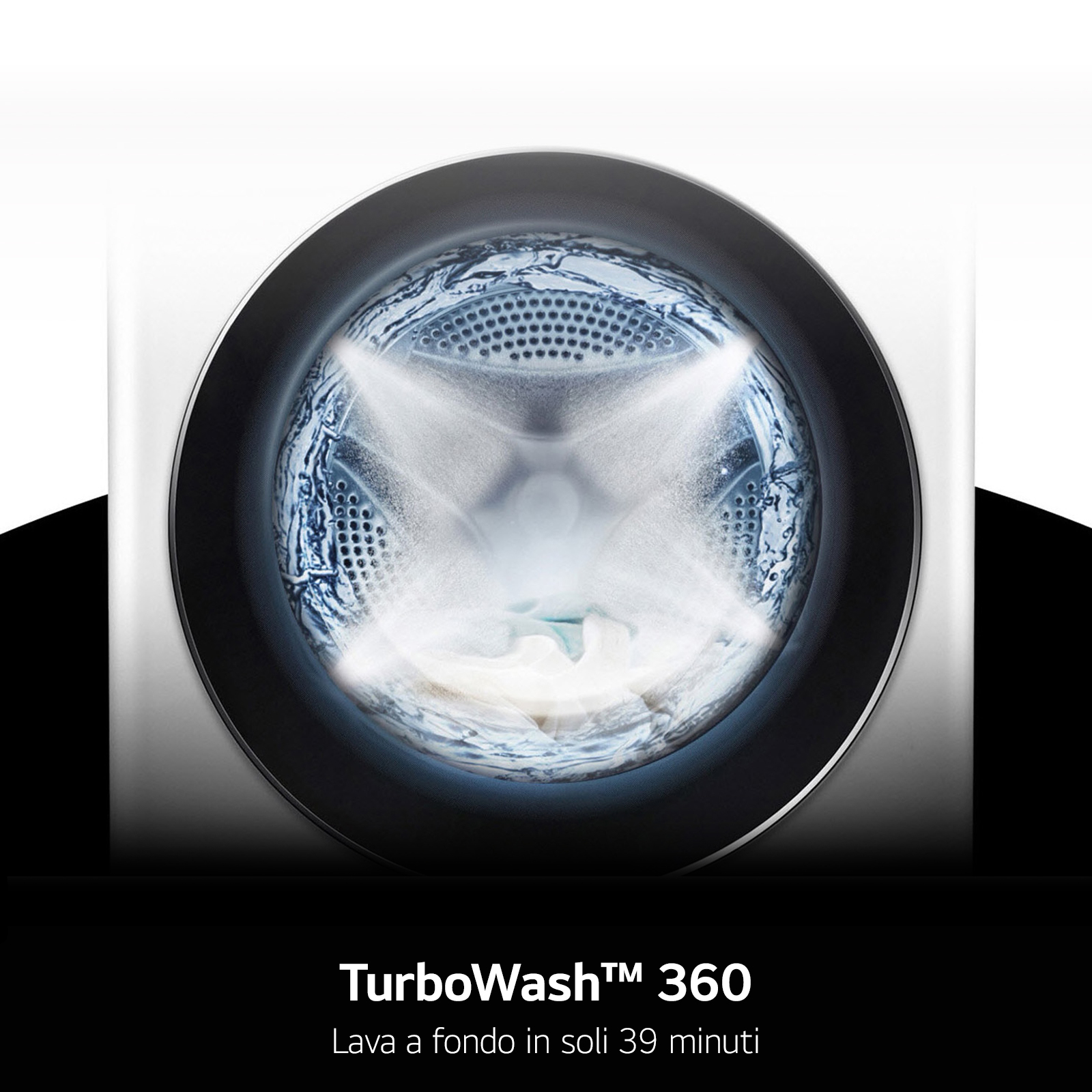 Zbliżenie bębna pralki z funkcją TurboWash 360. Woda rozpyla się wewnątrz maszyny.