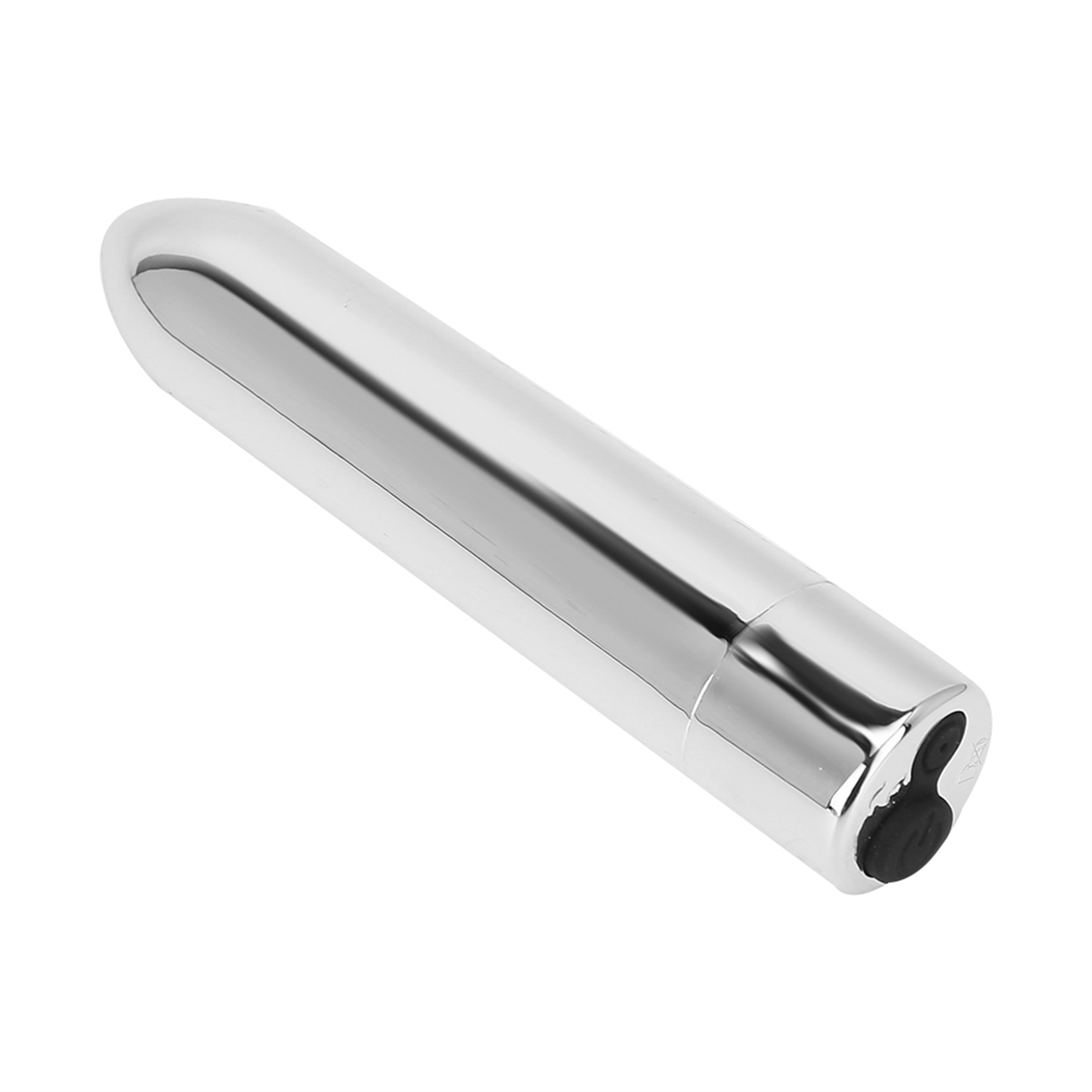 Ein silberner Vibrator, glatt und zylindrisch, liegt auf einer weißen Oberfläche. Der Boden ist schwarz.