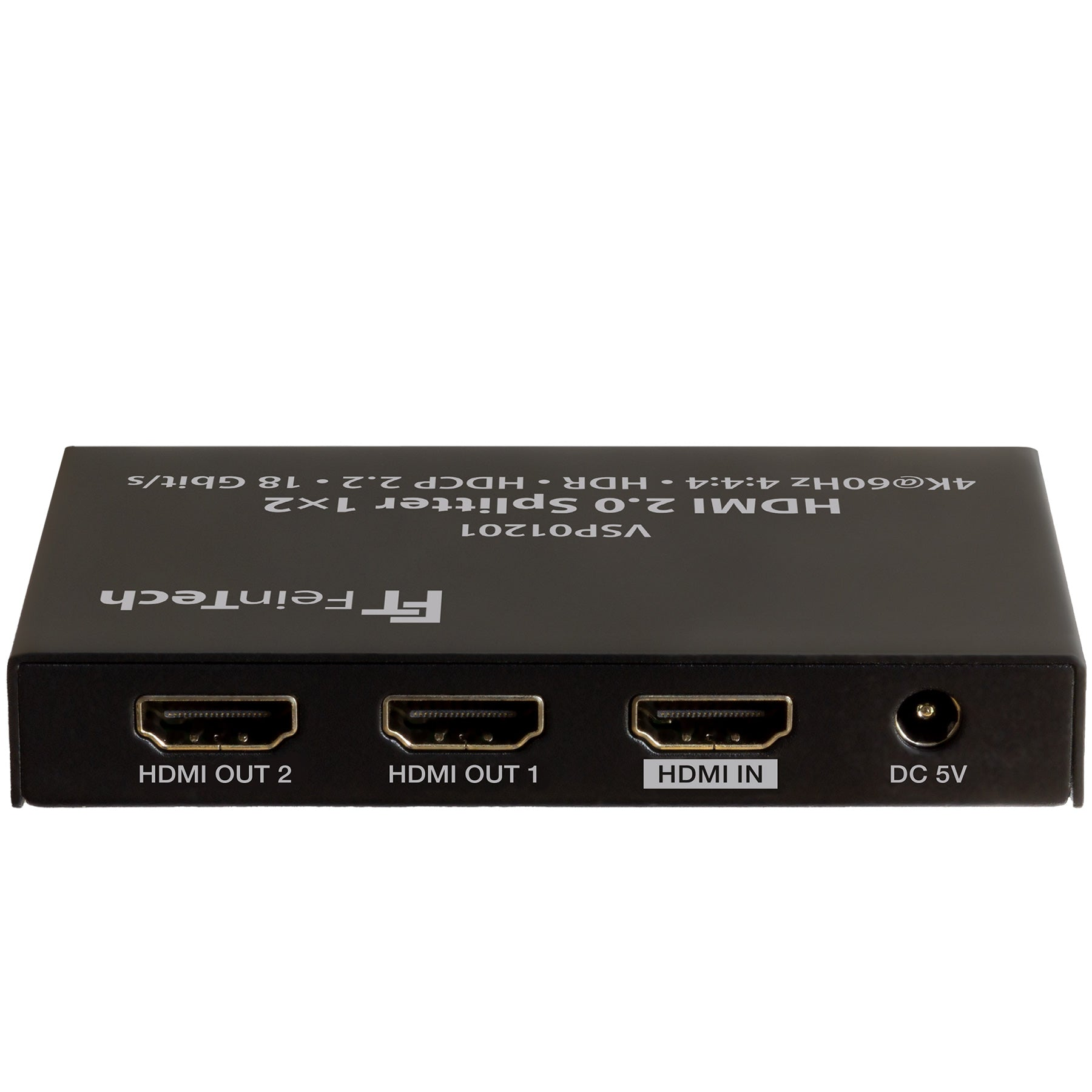 Splitter HDMI nero con tre porte e testo bianco. Ha uno sfondo nero.