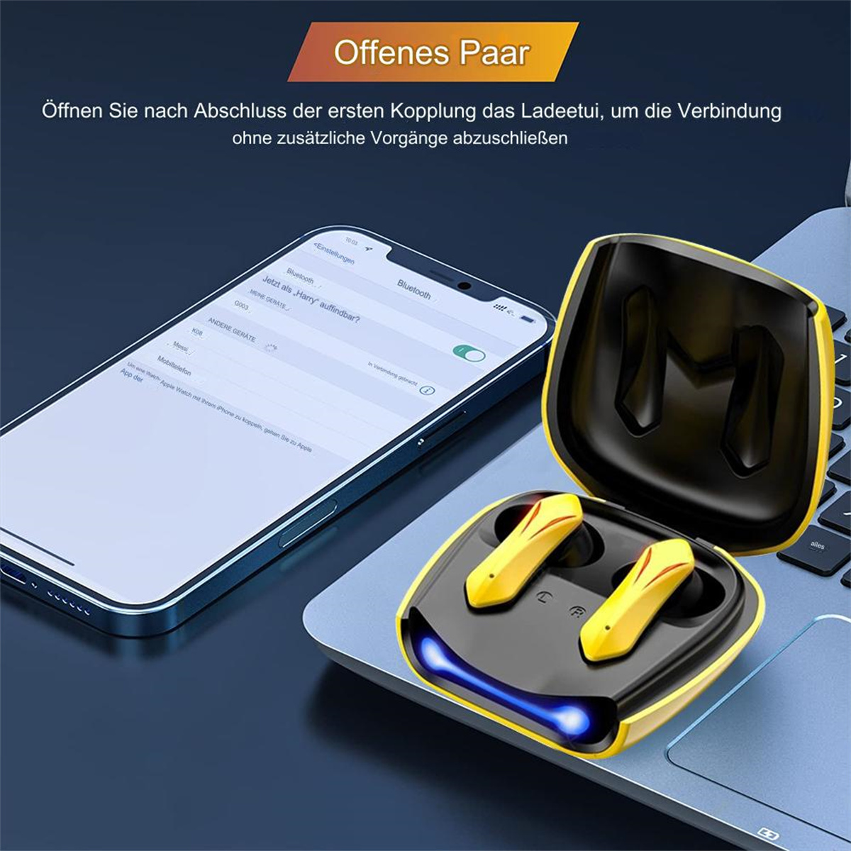 Gelbe Ohrhörer in einem geöffneten Ladekoffer neben einem Telefon auf einem Laptop.