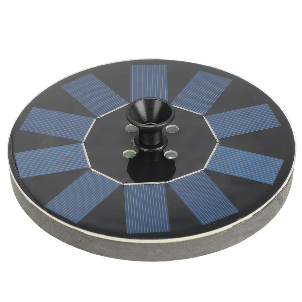 Schwarzes Solarpanel mit blauen Streifen und einer zentralen schwarzen Düse. Es ist kreisförmig.