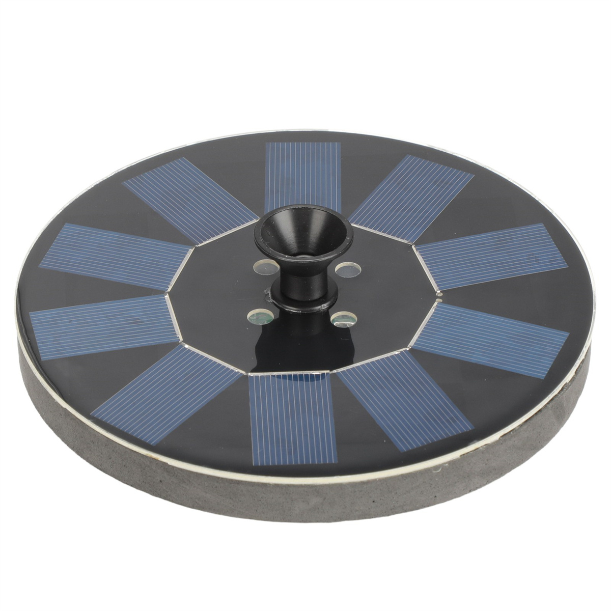 Ein solarbetriebener Springbrunnen mit schwarzer Basis und blauen Paneelen.