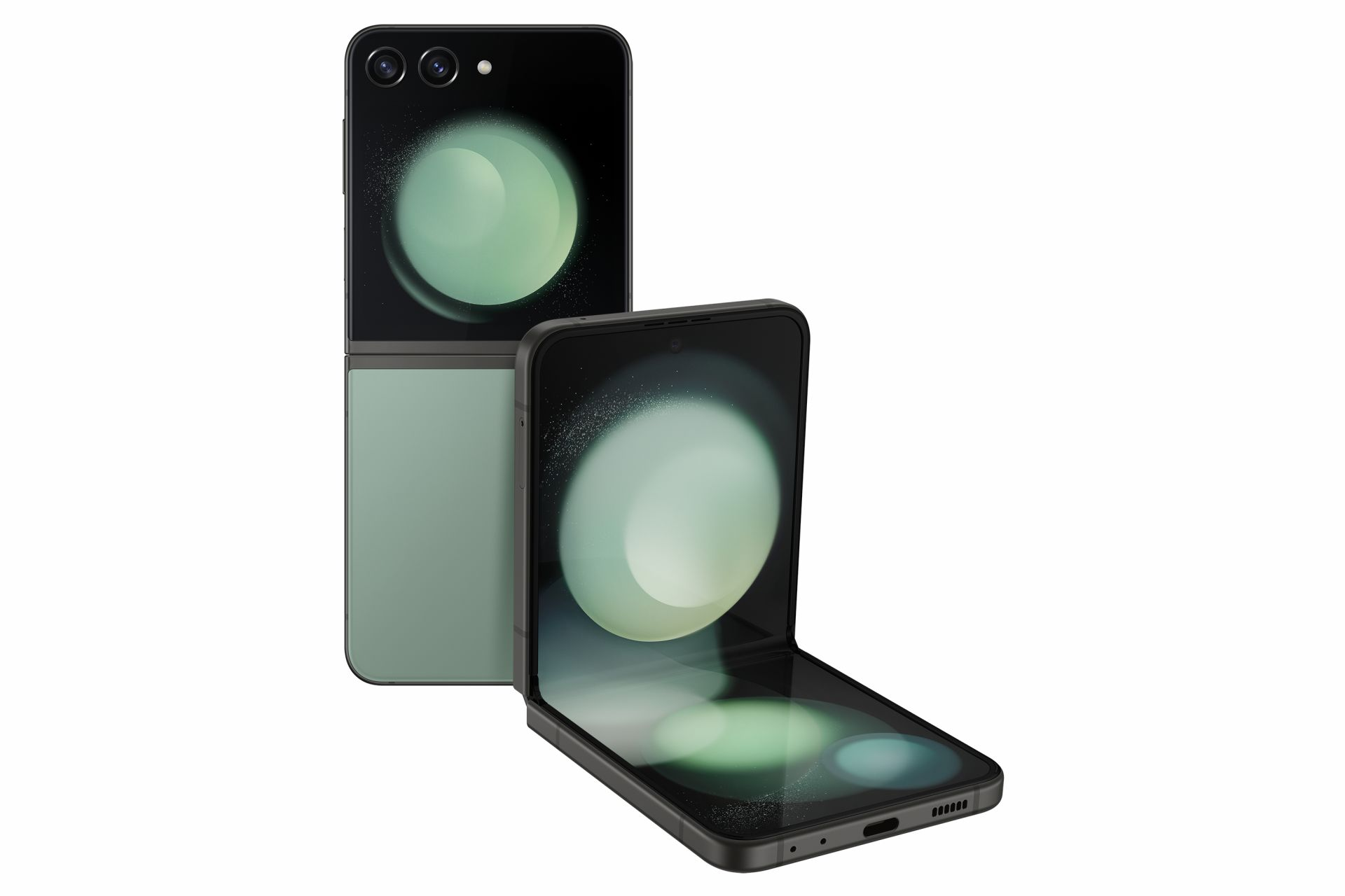 Deux téléphones verts Samsung Galaxy Z Flip, un ouvert et un fermé, sur fond blanc.