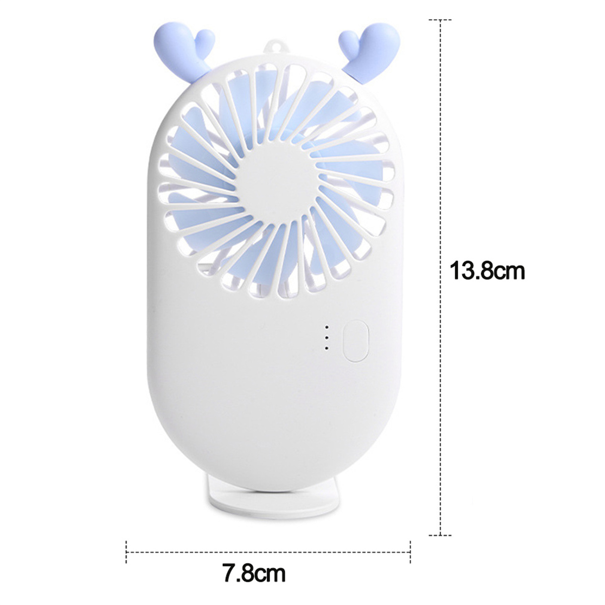 Weißer tragbarer Ventilator mit blauen Geweihen. Flügel sichtbar. Abmessungen angegeben.