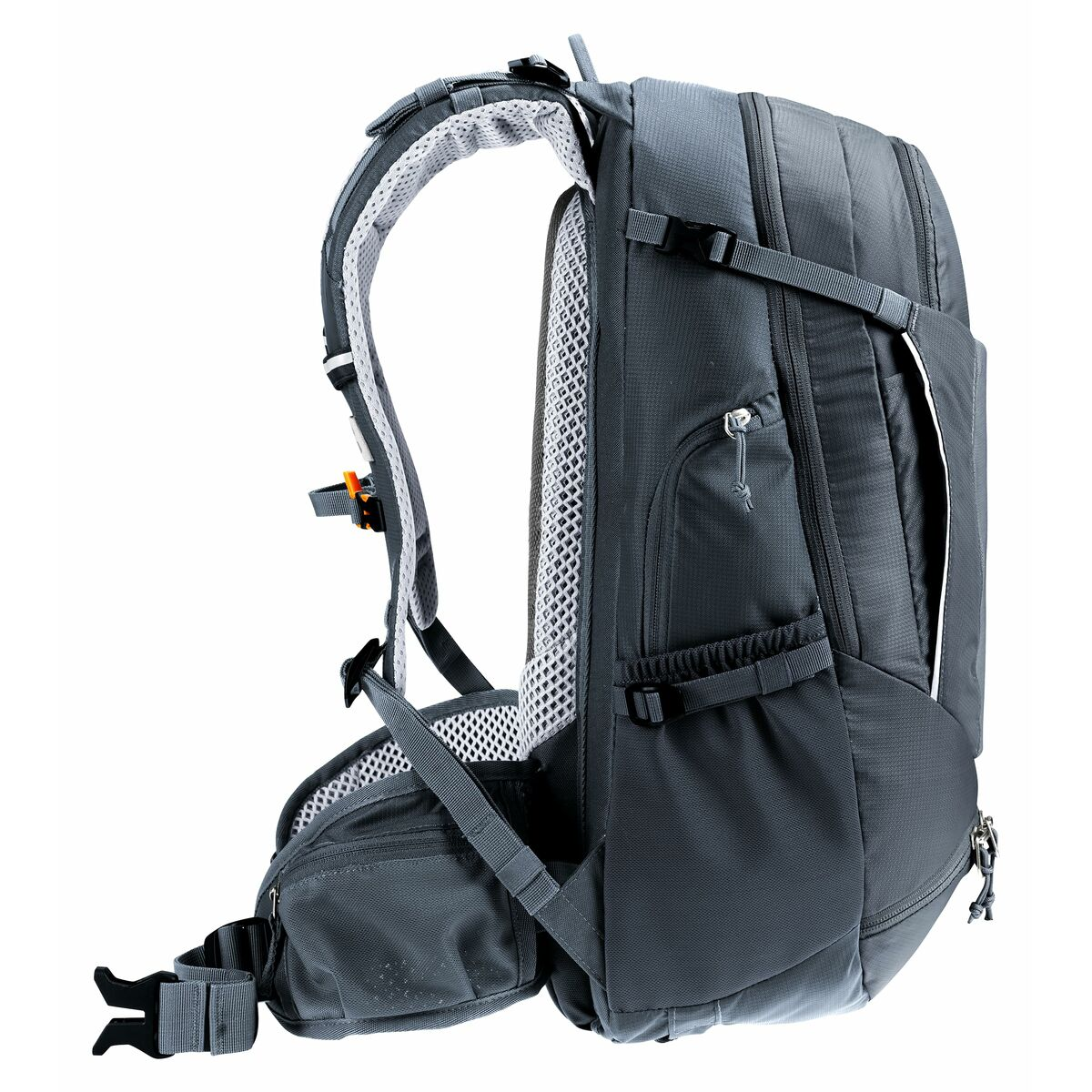 Grauer Rucksack, Seitenansicht, mit Gurten und Netz-Rückenstütze.