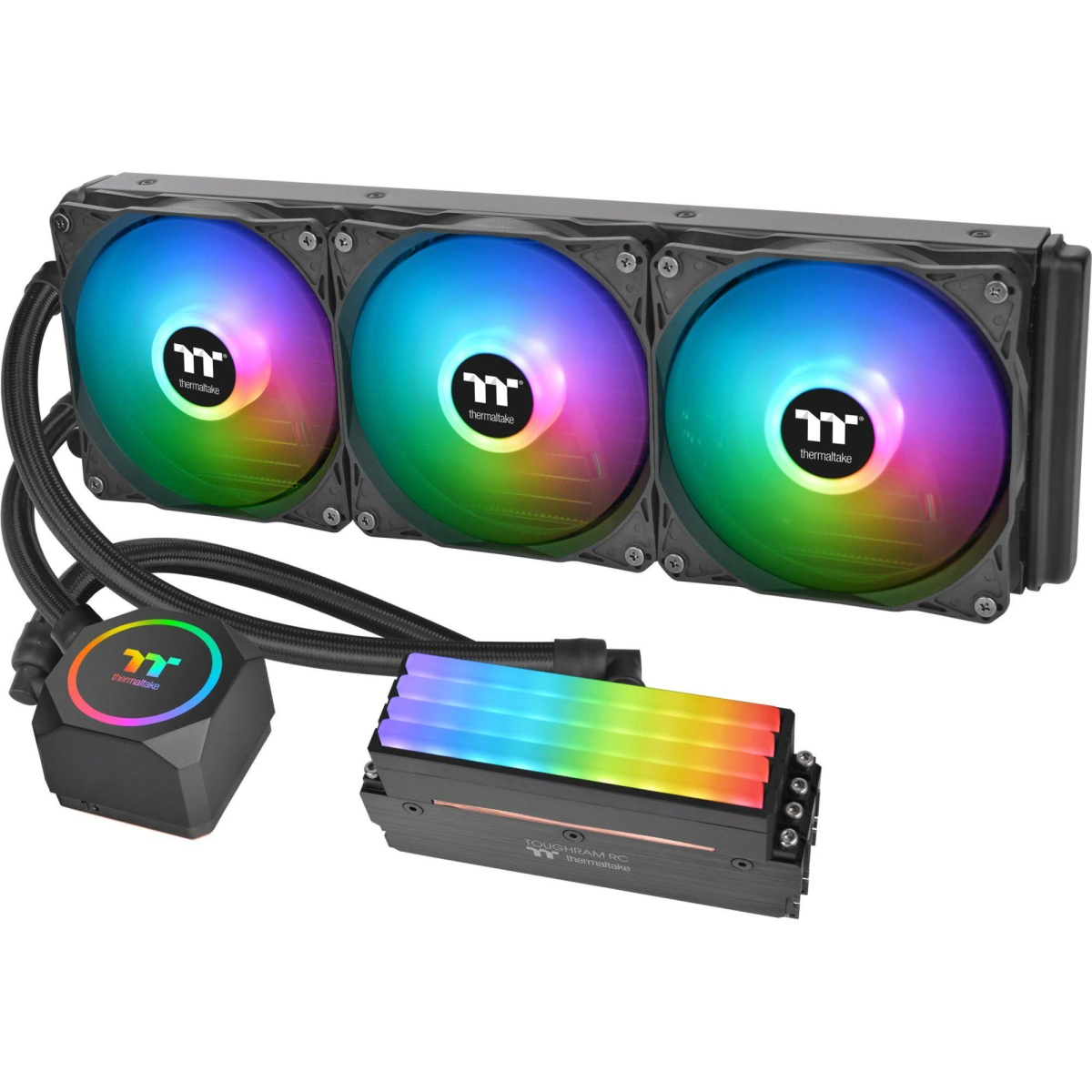 Un sistema di raffreddamento con tre ventole e una piccola pompa con logo, e un radiatore.