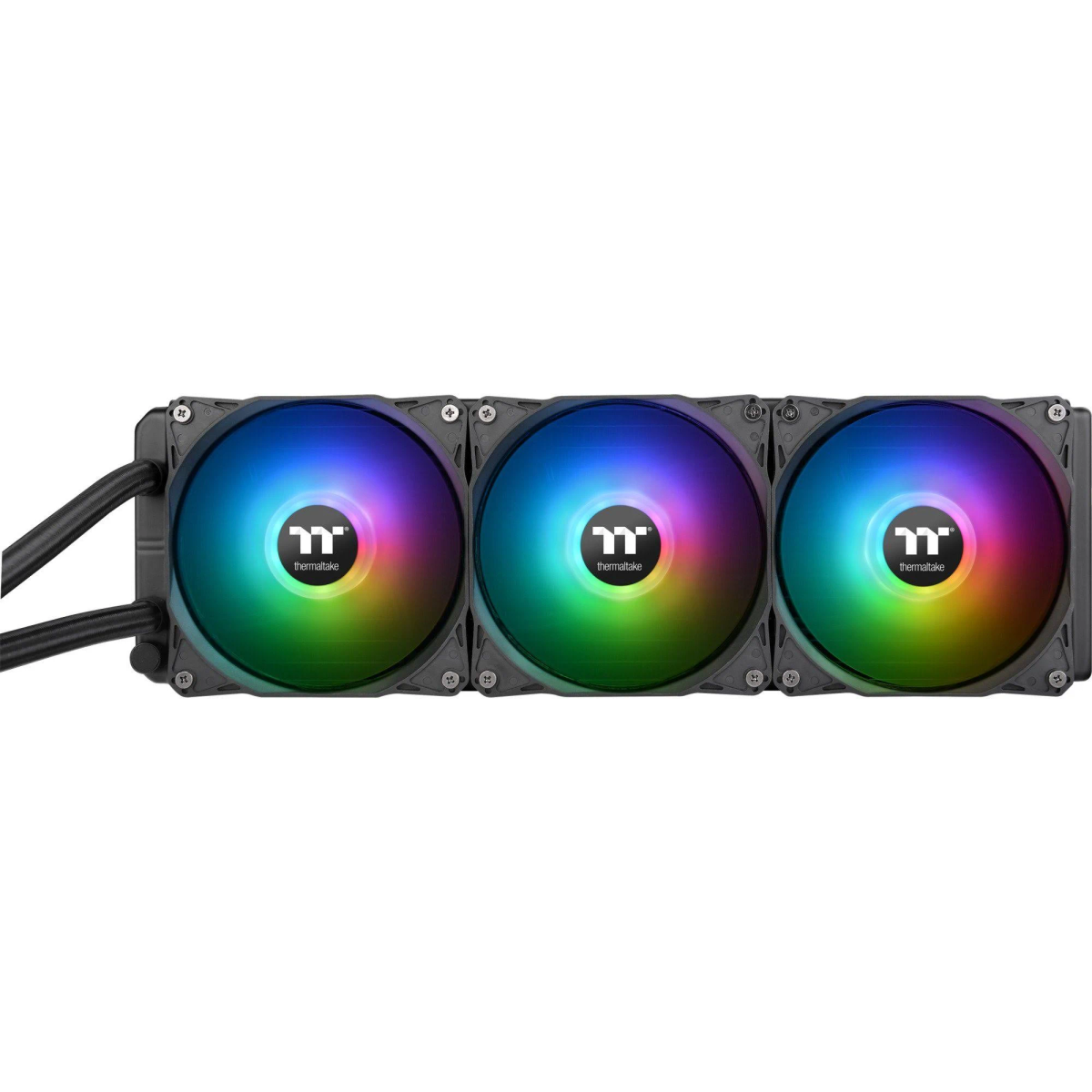 Dissipatore per computer con tre ventole con luci a LED arcobaleno su sfondo nero.