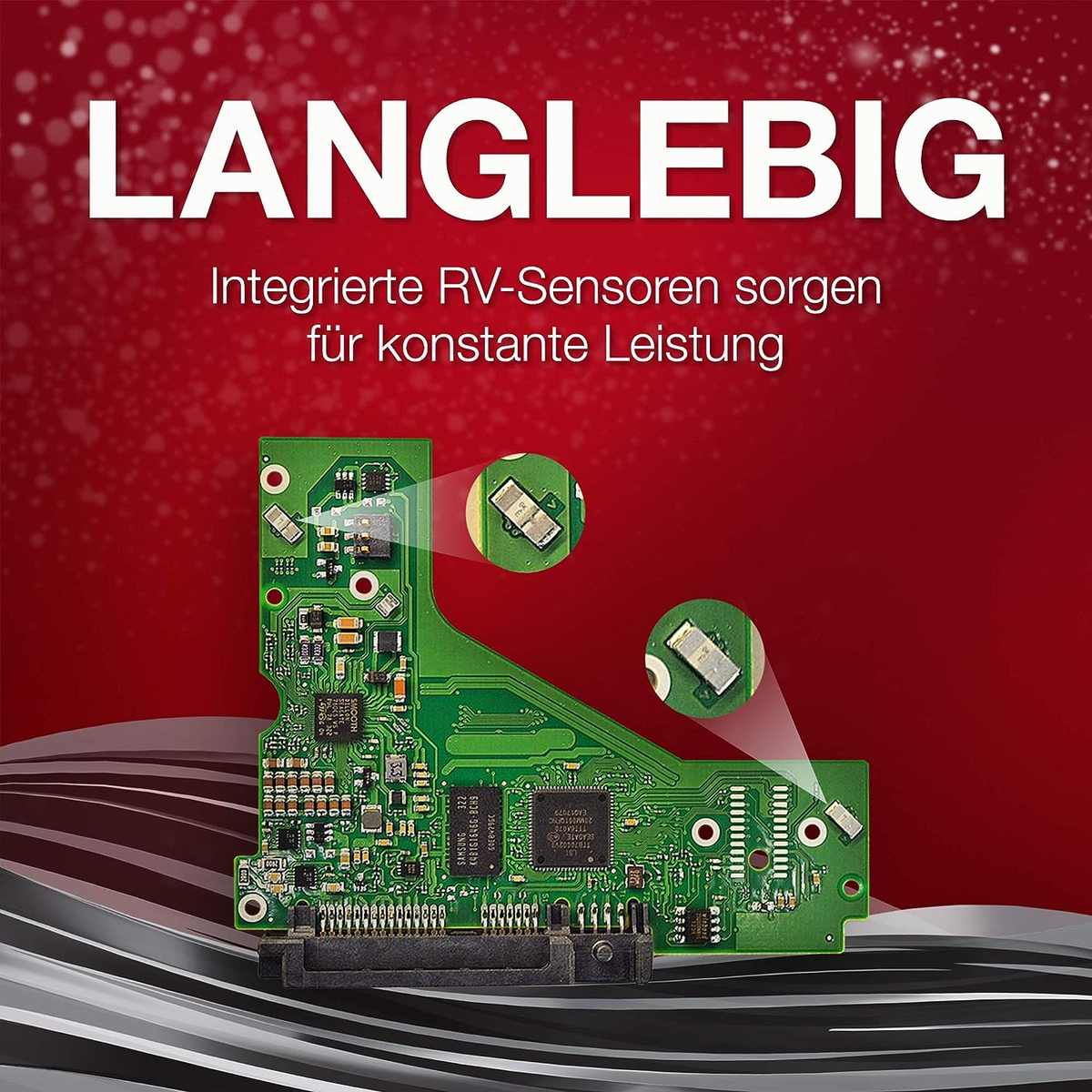 Zielona płytka drukowana z podświetlonymi elementami i czerwonym tekstem.