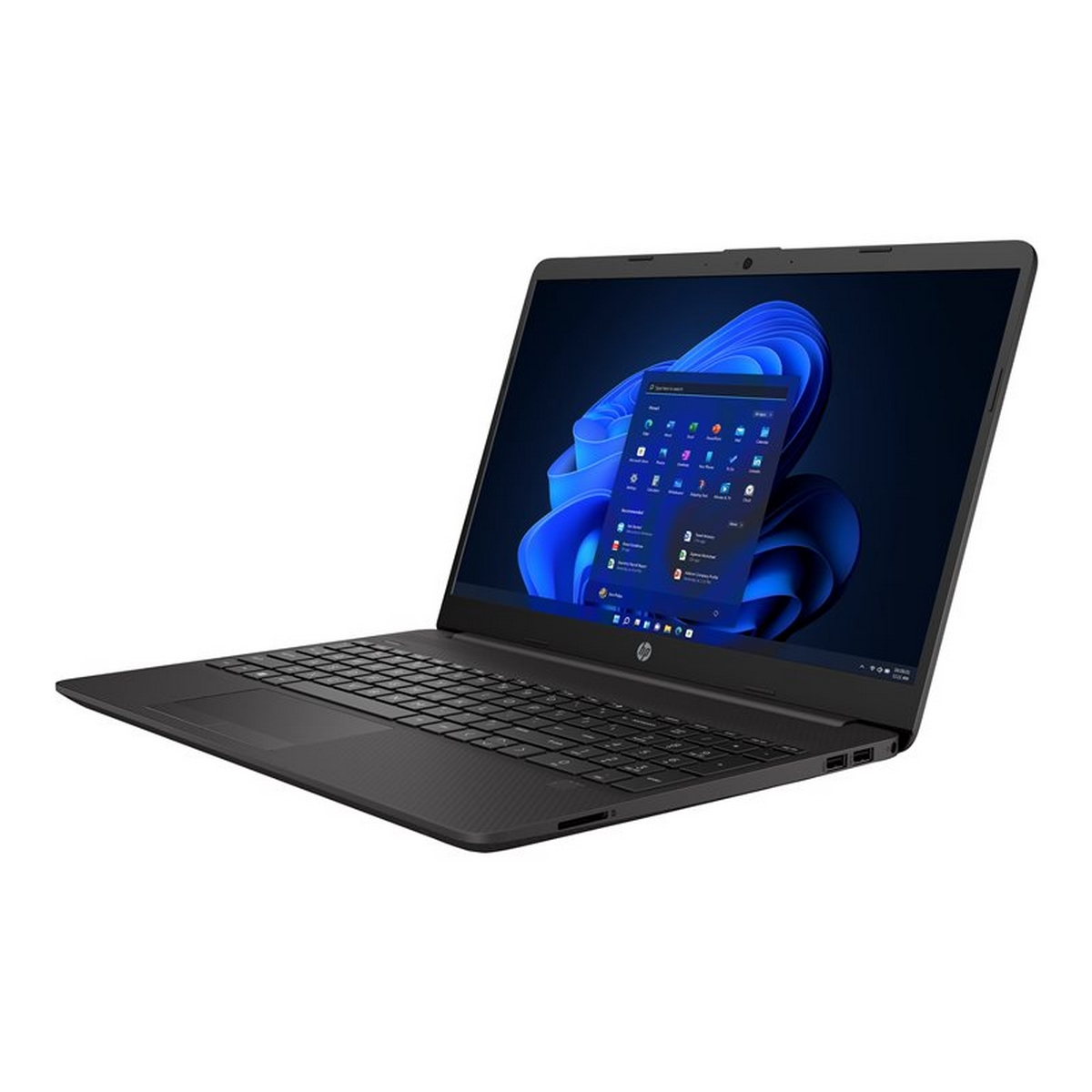 Laptop su sfondo bianco. Lo schermo mostra il sistema operativo Windows. Il laptop è scuro.