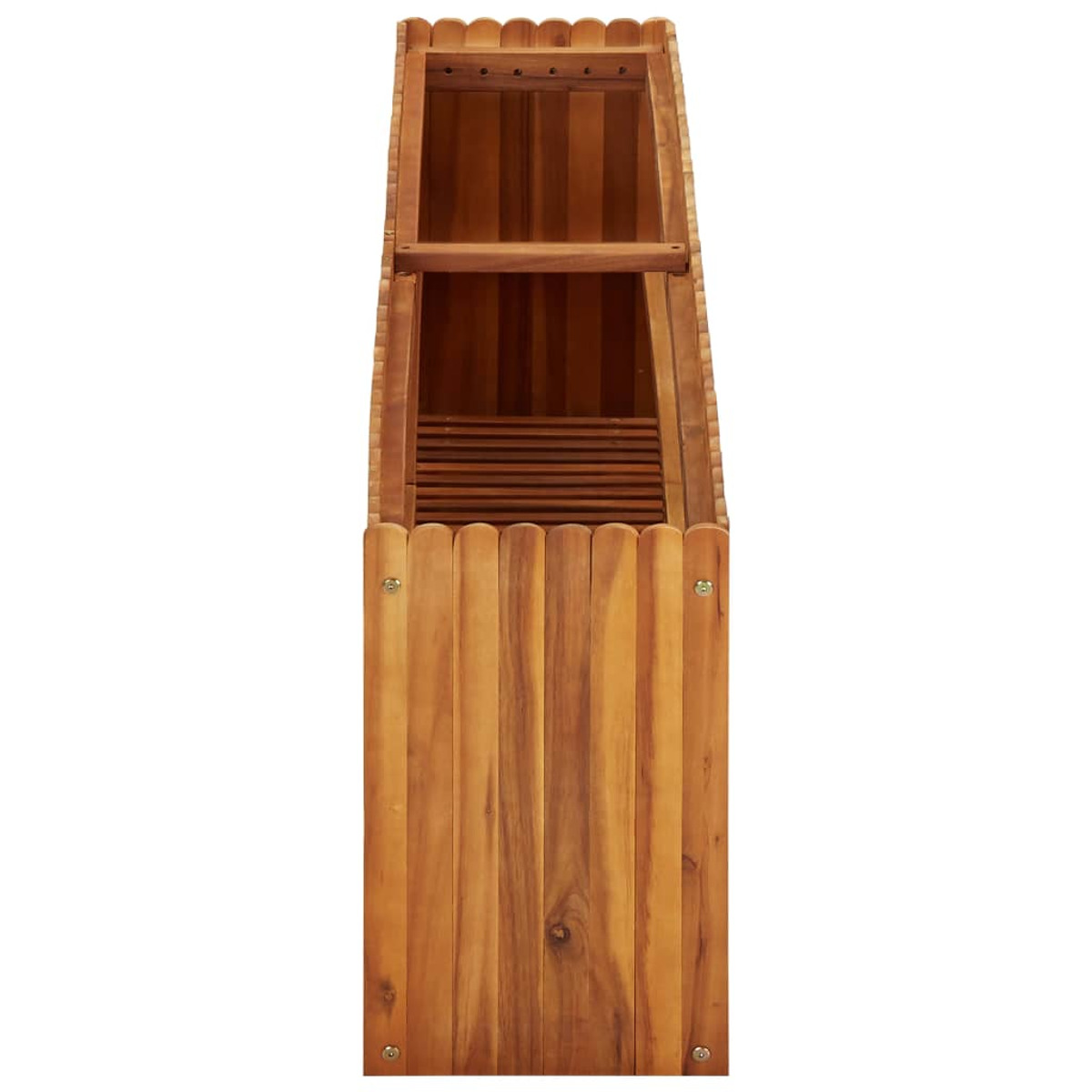 Ein Pflanzkasten aus Holz mit Lattenboden und vertikalen Lamellen.