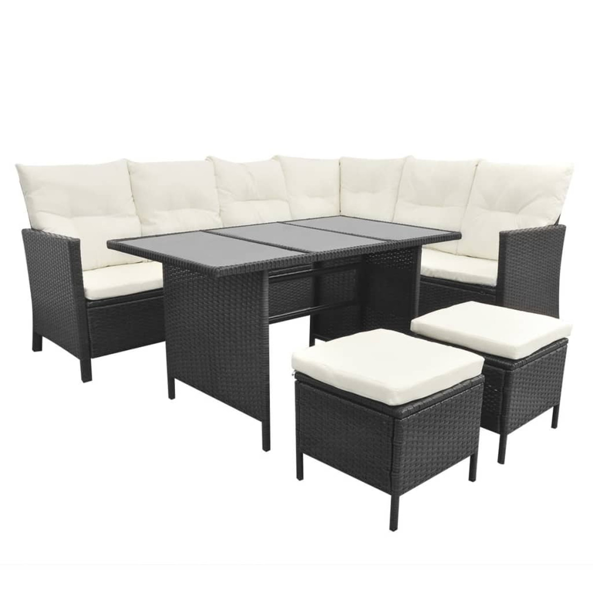 Schwarzes Outdoor-Möbelset aus Korbgeflecht mit weißen Kissen und einem Tisch mit Glasplatte.
