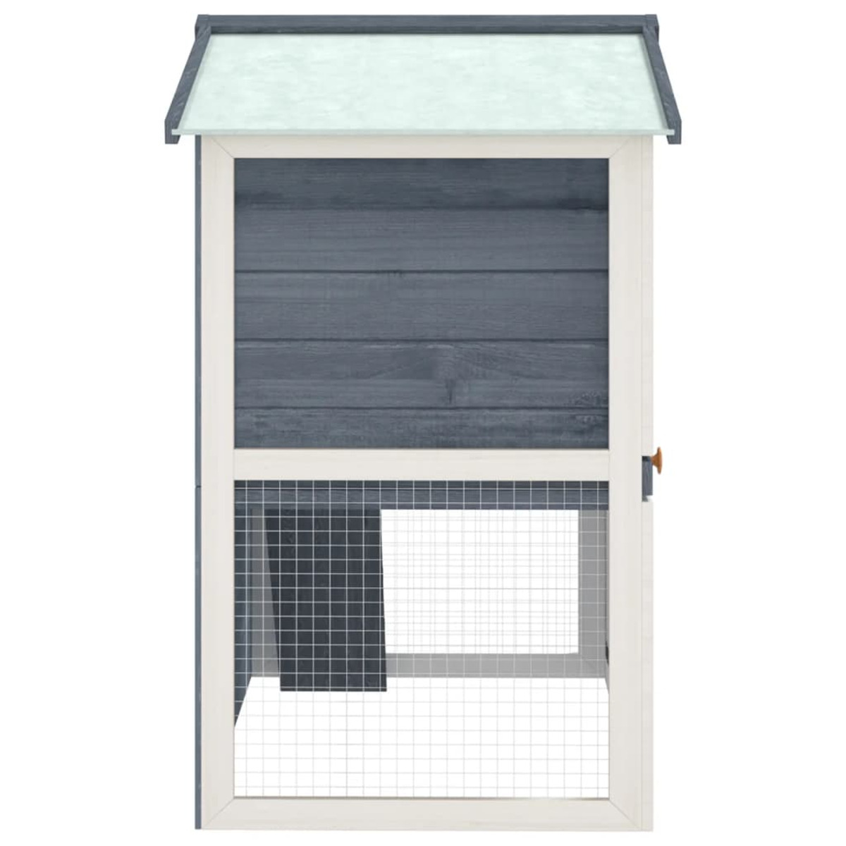 Ein grau-weißer Hühnerstall aus Holz mit Satteldach und Drahttür und -fenster.