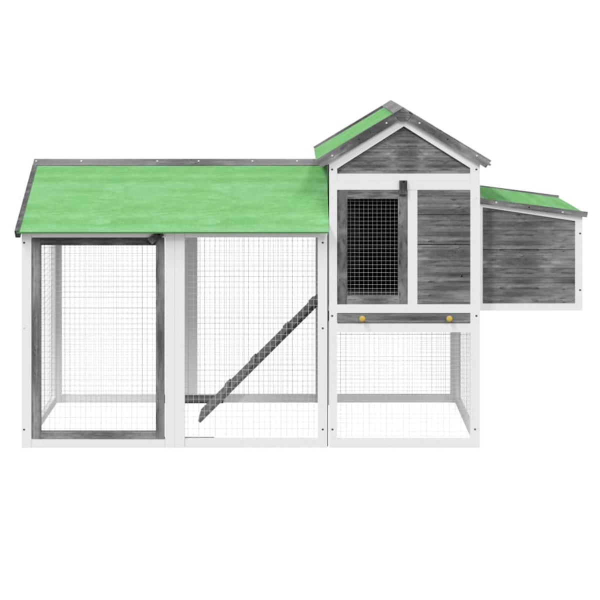 Ein Hühnerstall aus Holz mit grünem Dach, einer Tür und einem Drahtgeflecht, isoliert auf Weiß.