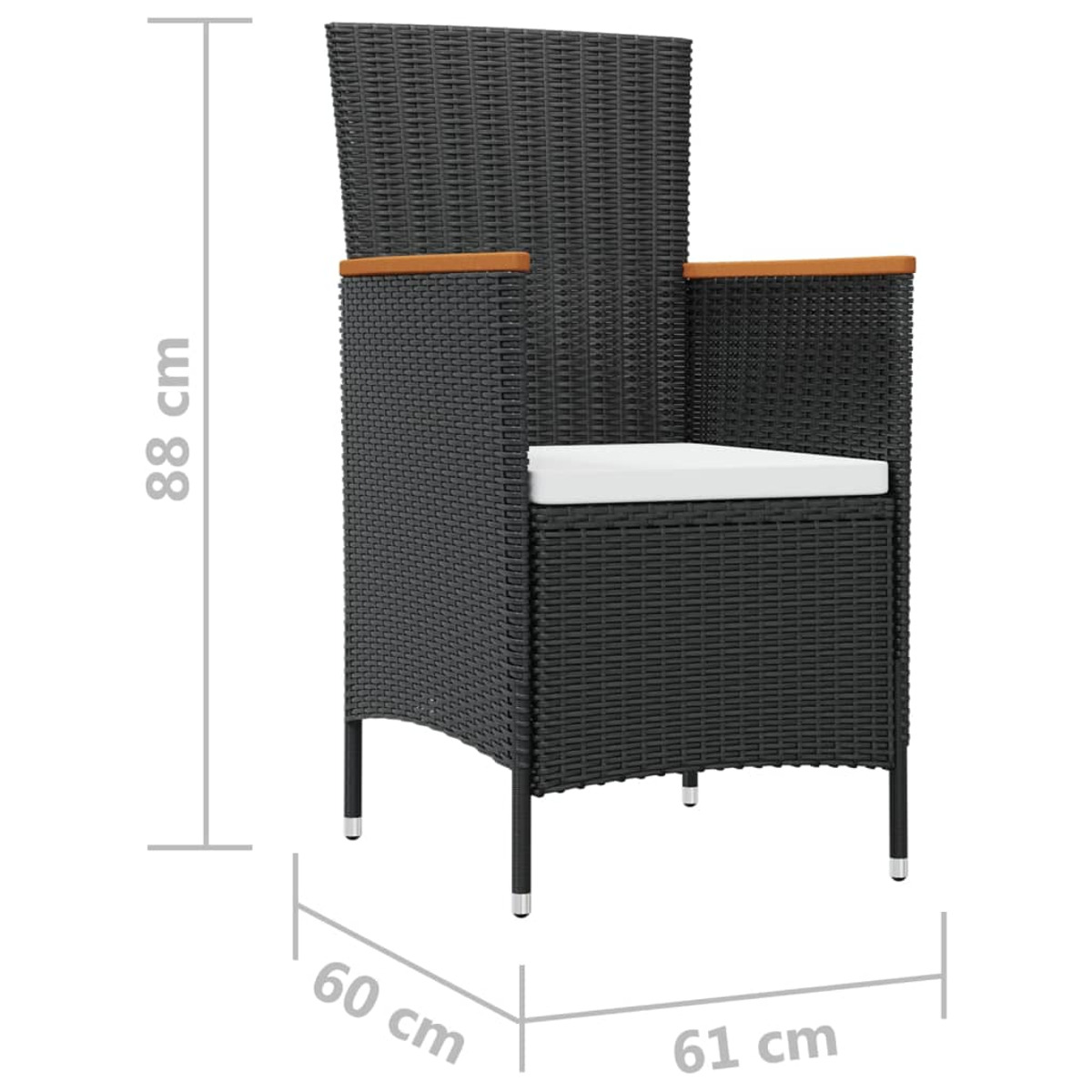 Ein schwarzer Rattanstuhl mit Maßen. Der Stuhl ist 88 cm hoch und 60x61 cm breit.