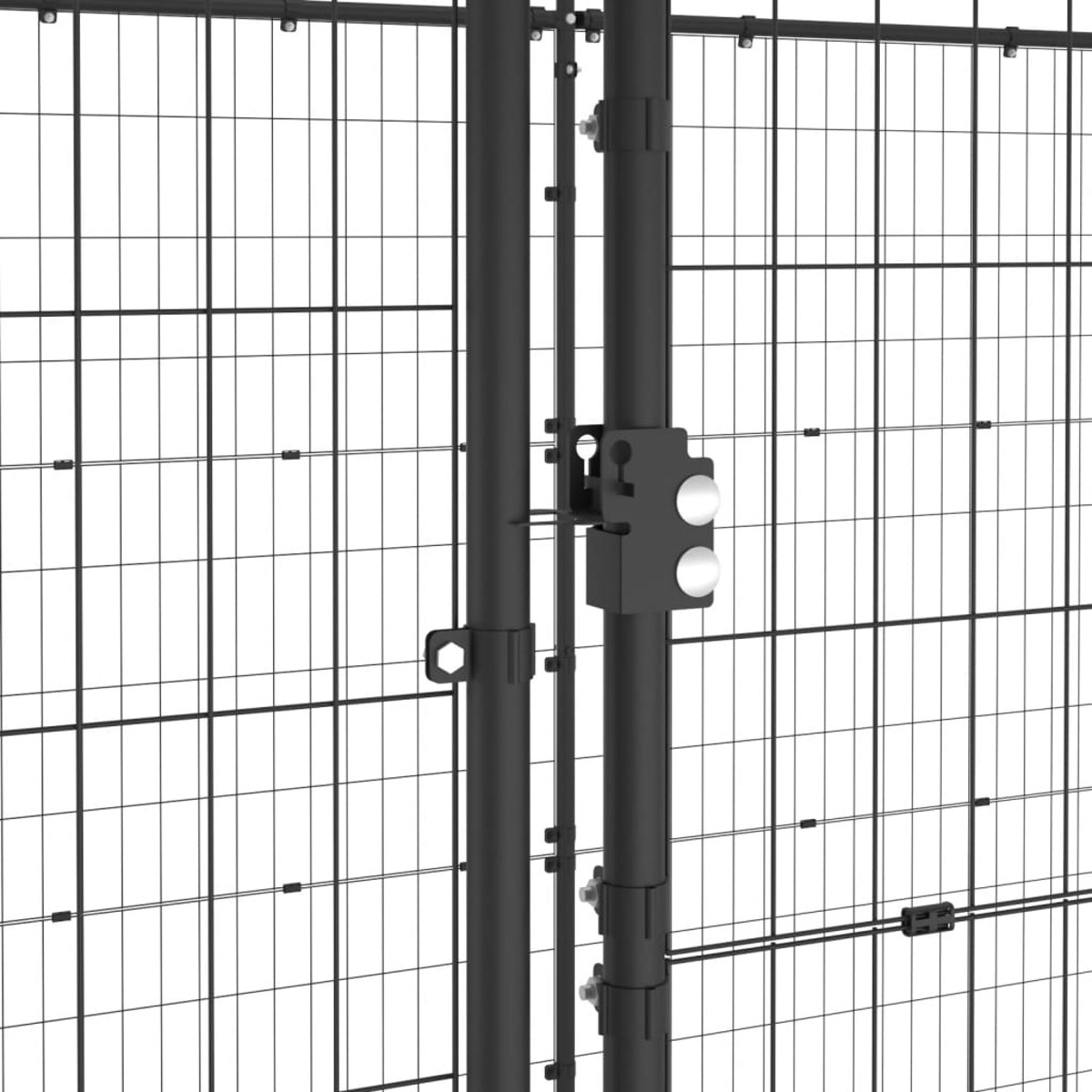 Schwarzer Metall-Hundezaun mit Tür. Der Zaun ist ein vertikales Gitter.