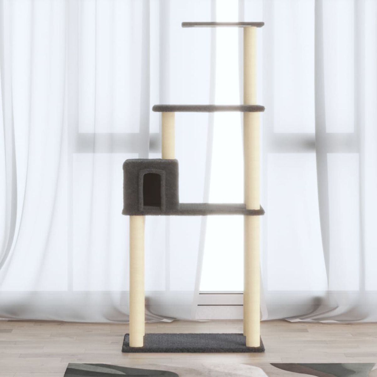 Hoher Katzenbaum mit Plattformen, Katzenhaus und neutralem Farbschema.