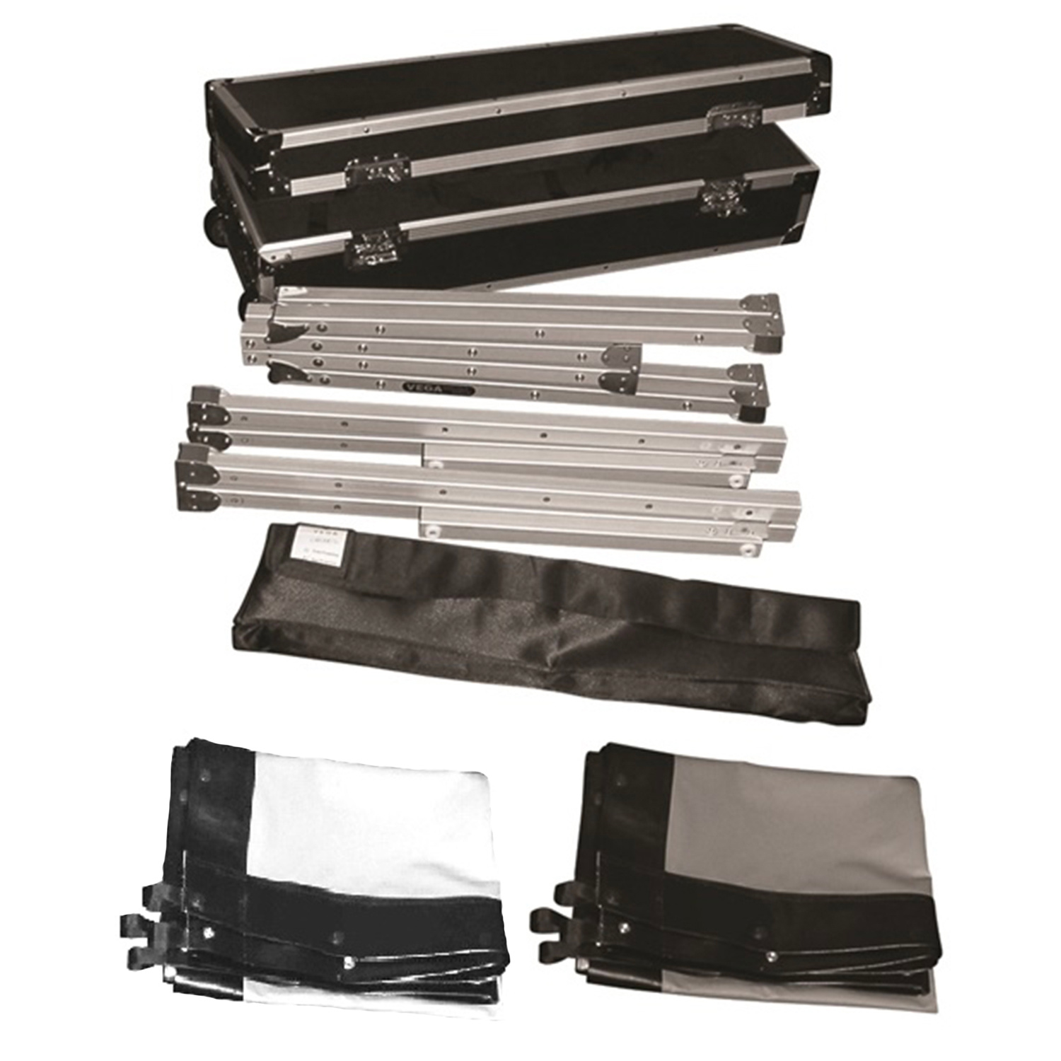Set di flight case neri, telai metallici e tessuto nero con bordi bianchi.
