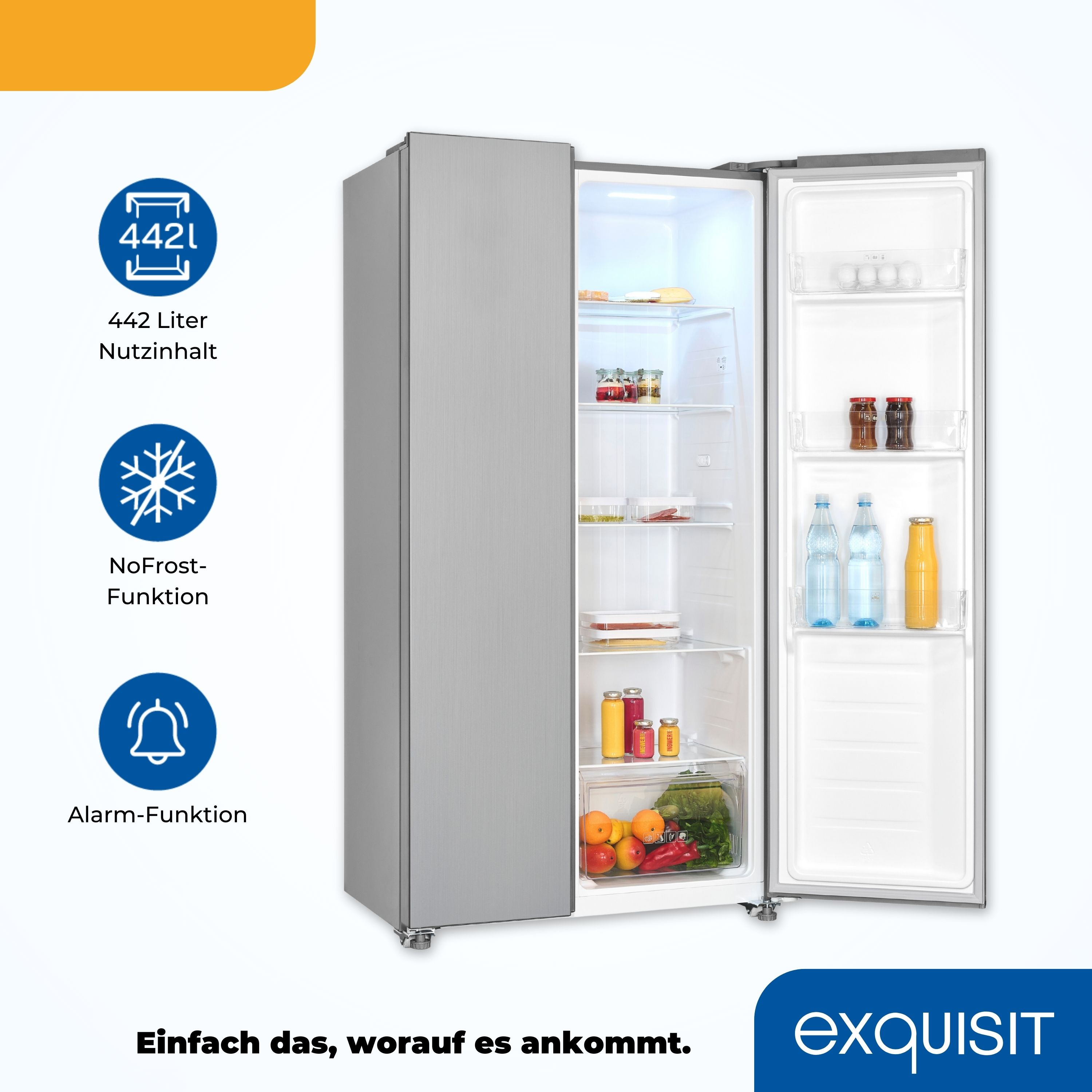 Silberner Side-by-Side-Kühlschrank mit geöffneter Tür. Zeigt Lebensmittel, Getränke und Textsymbole.