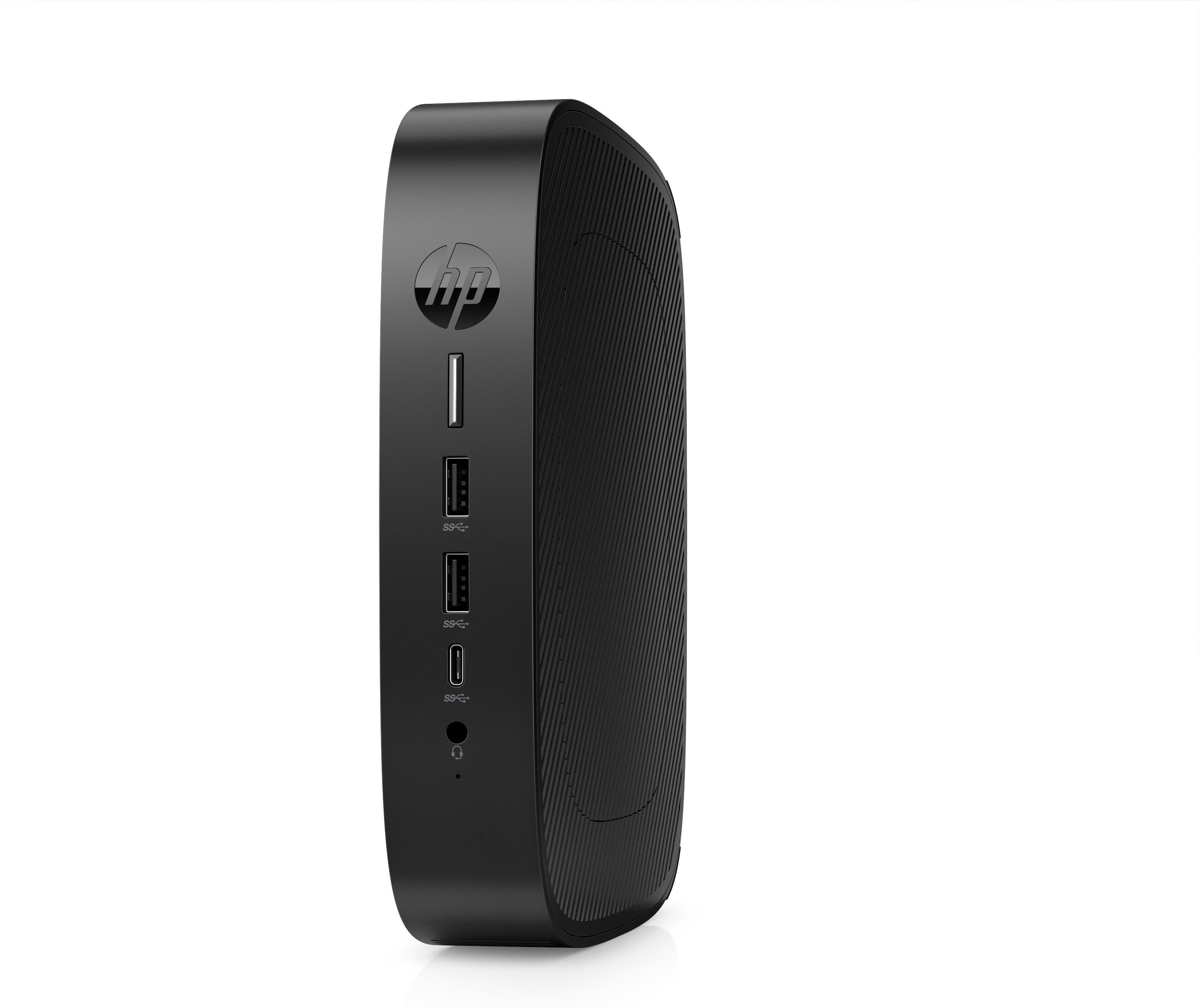 Schwarzer HP-Computer. Er hat USB-Anschlüsse, einen USB-C-Anschluss und einen Kopfhöreranschluss, vor weißem Hintergrund.