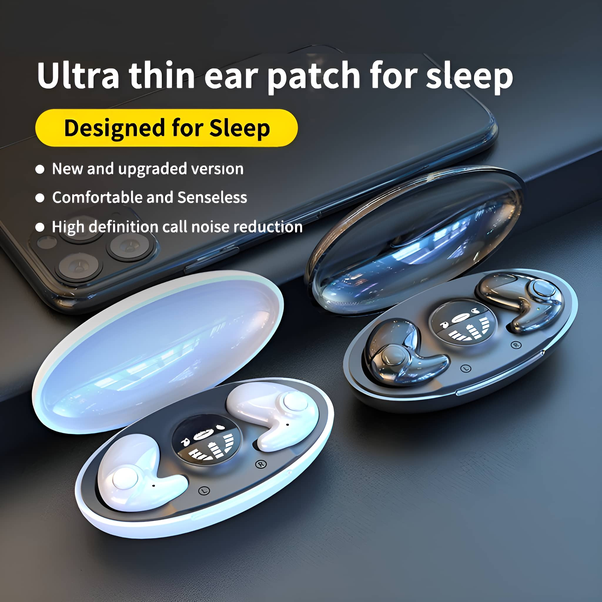 Ohrhörer in einem Etui und ein Telefon. Text: Ultra dünnes Ohrpflaster für den Schlaf. Designed for Sleep.