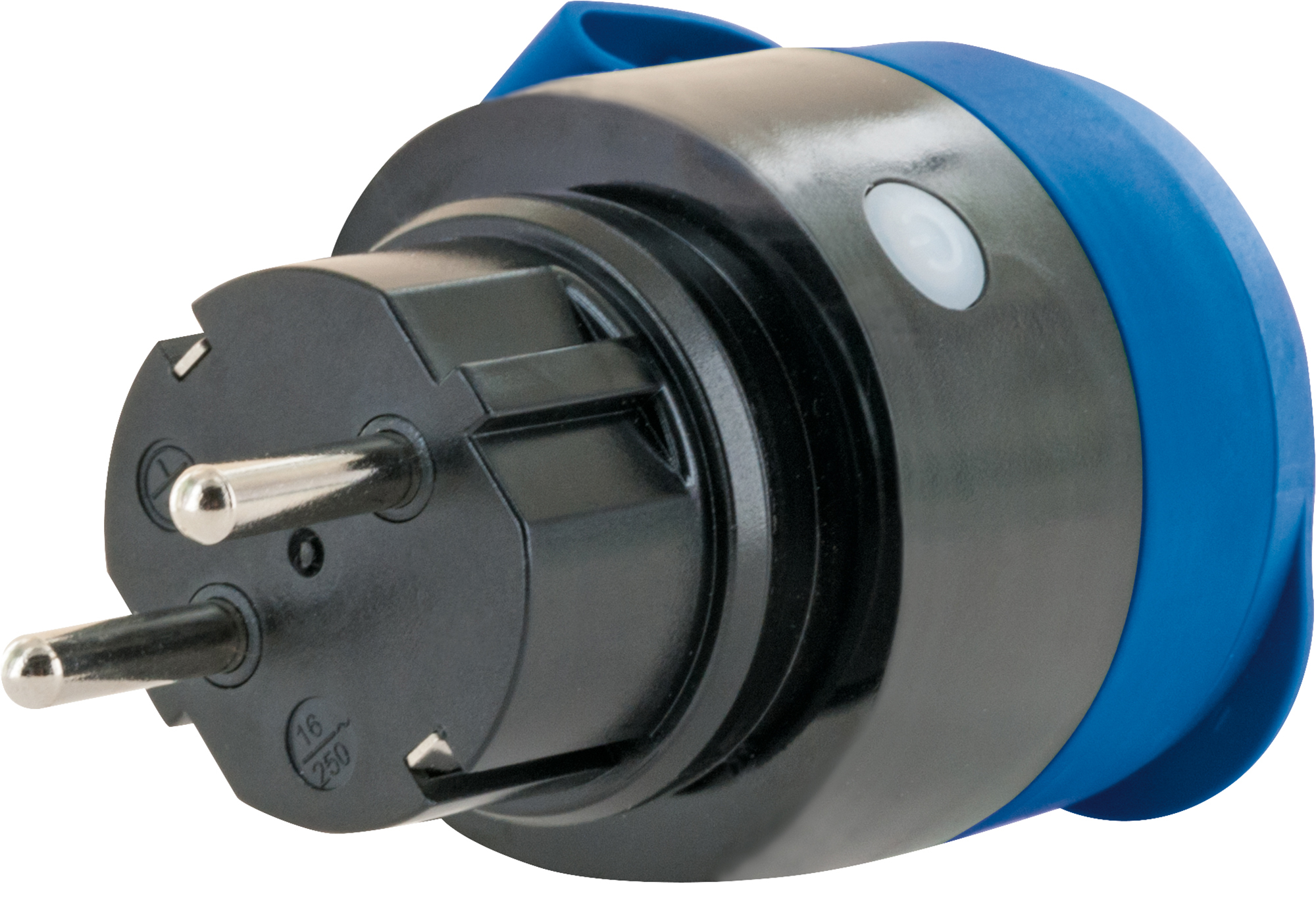 Ein elektrischer Stecker mit drei Stiften, schwarz und blau. Der Stecker hat einen blauen Griff.