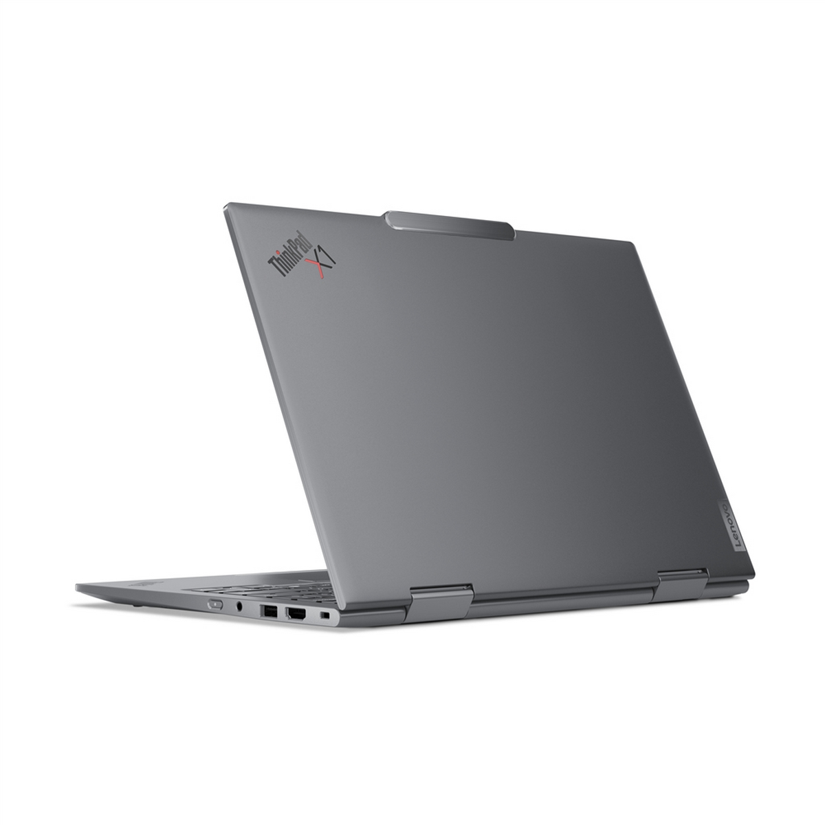 Un laptop Lenovo ThinkPad X1 grigio è aperto, mostrando tastiera e schermo. Il retro è angolato verso la fotocamera.