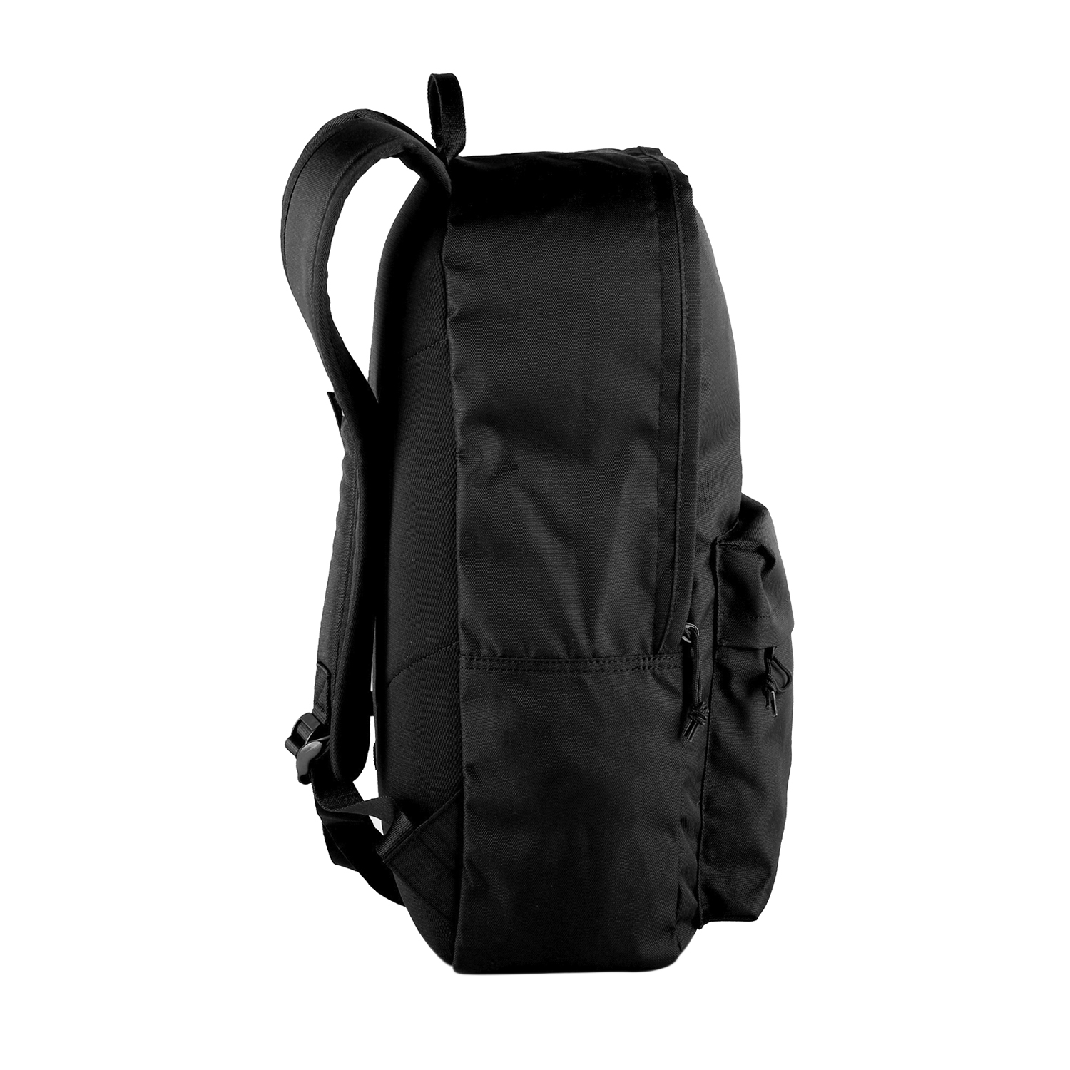 Mochila negra, vista lateral, fondo blanco.
