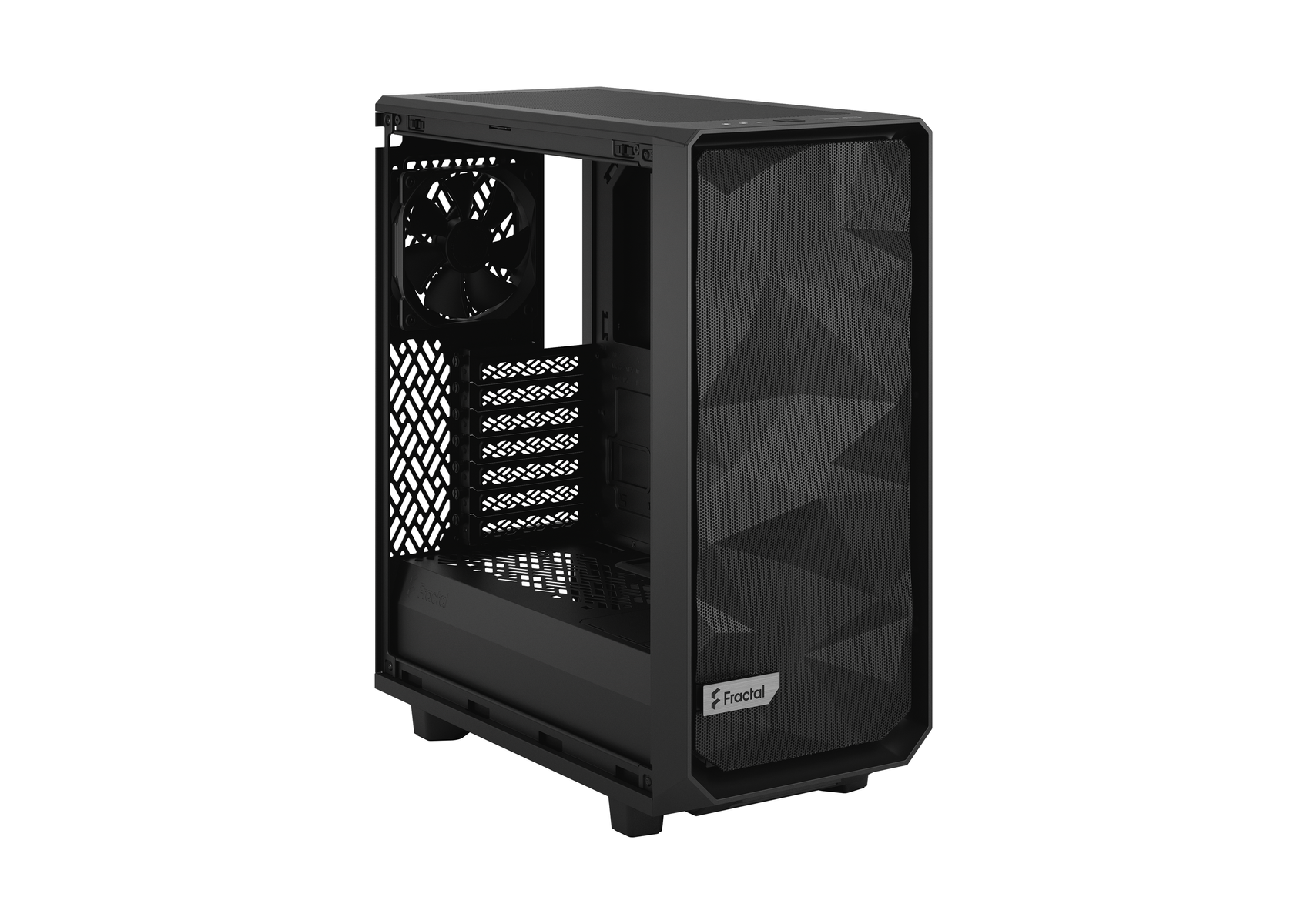 Ein schwarzes Computergehäuse mit Mesh-Front und -Seite. Das Gehäuse hat einen Lüfter und das Fractal-Logo. Weißer Hintergrund.