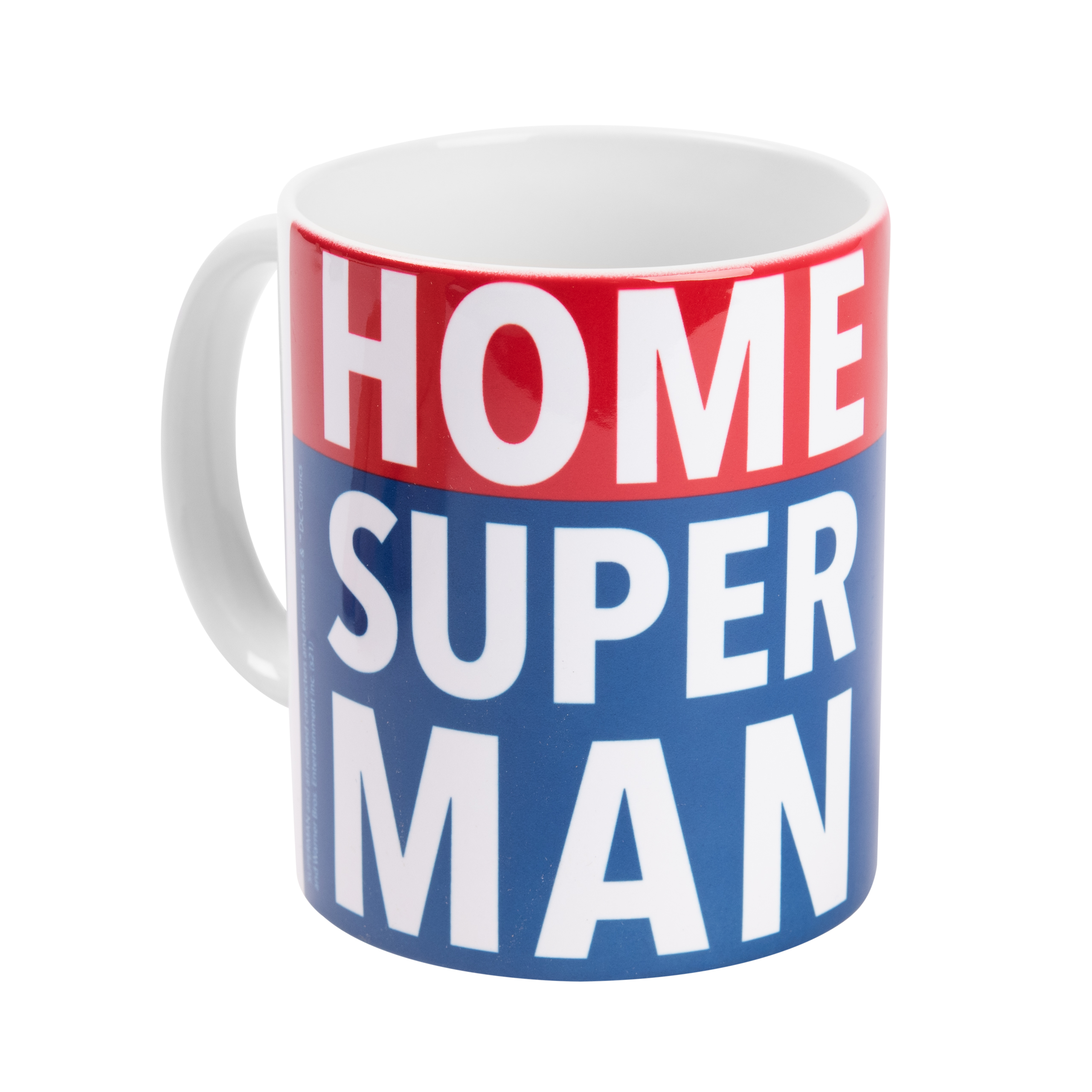 Weißer Becher mit rotem und blauem Abschnitt, auf dem in Weiß 'HOME SUPER MAN' steht.