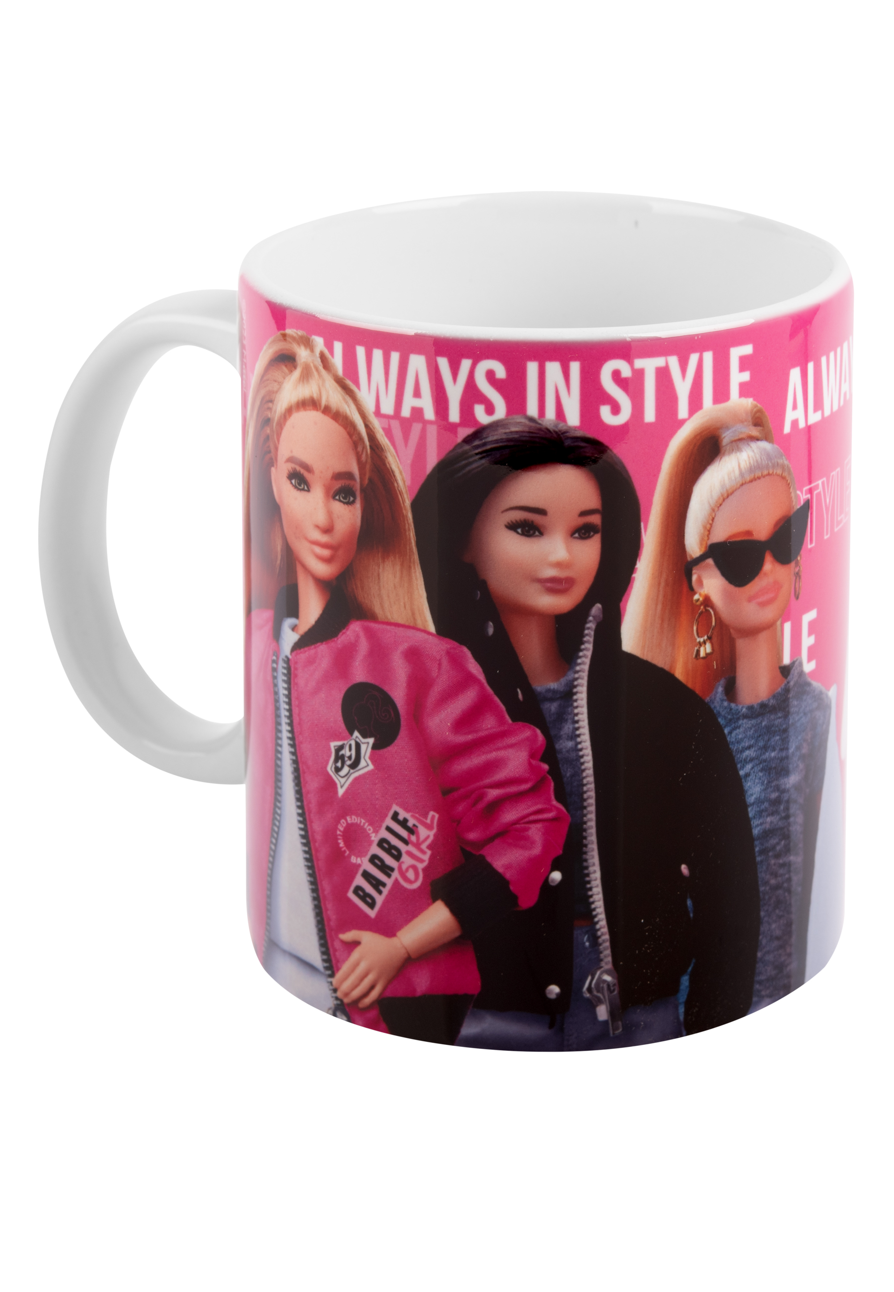 Eine Tasse mit Barbie-Puppen. Drei Puppen sind abgebildet, mit dem Schriftzug 'Always in Style'.