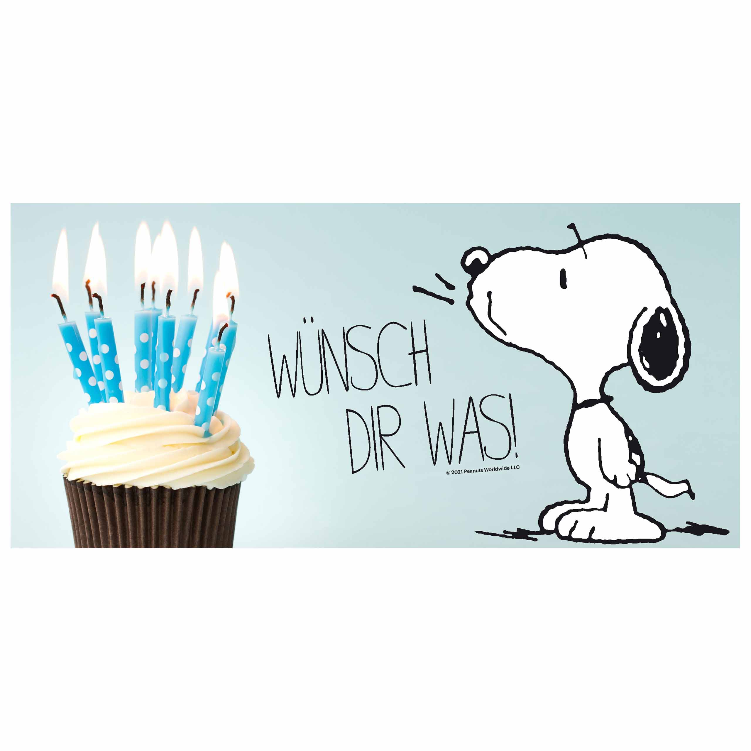 Snoopy an einem Cupcake mit brennenden Kerzen. Text: 'Wünsch dir was!'
