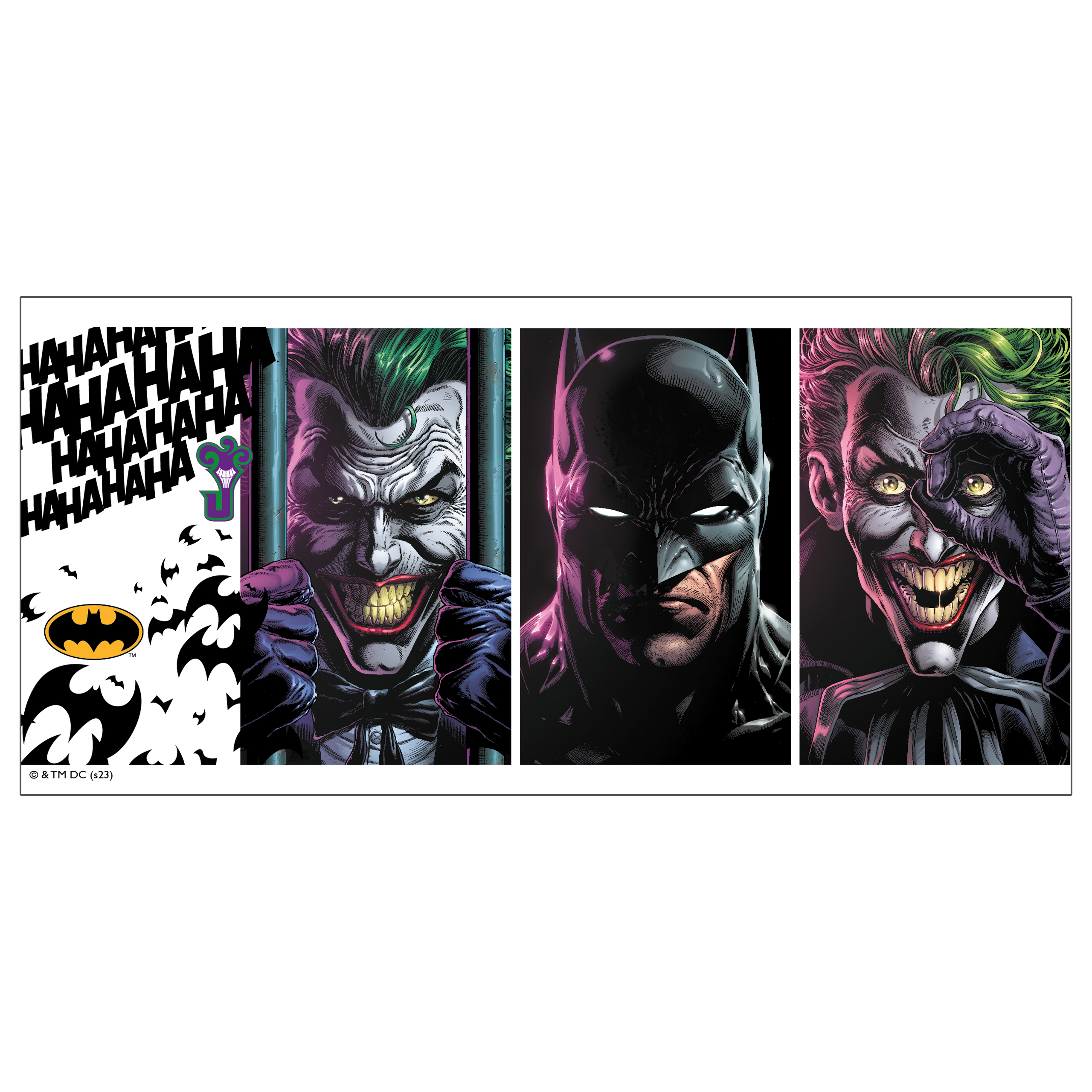 Eine lange Tasse mit Bildern von Batman und Joker aus DC Comics. Schwarzer Hintergrund.