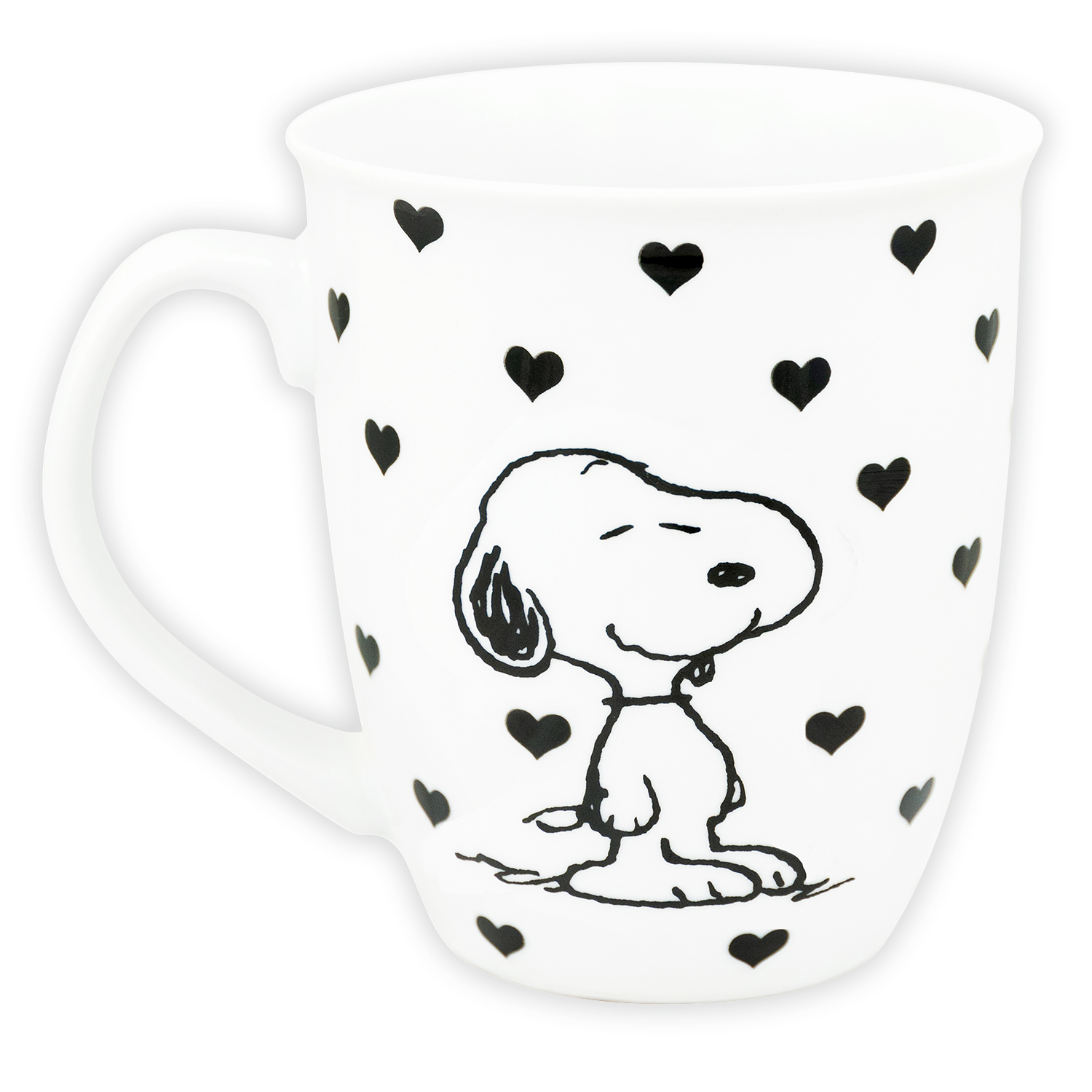 Weiße Tasse mit Snoopy- und schwarzen Herzdesign. Snoopy sitzt.